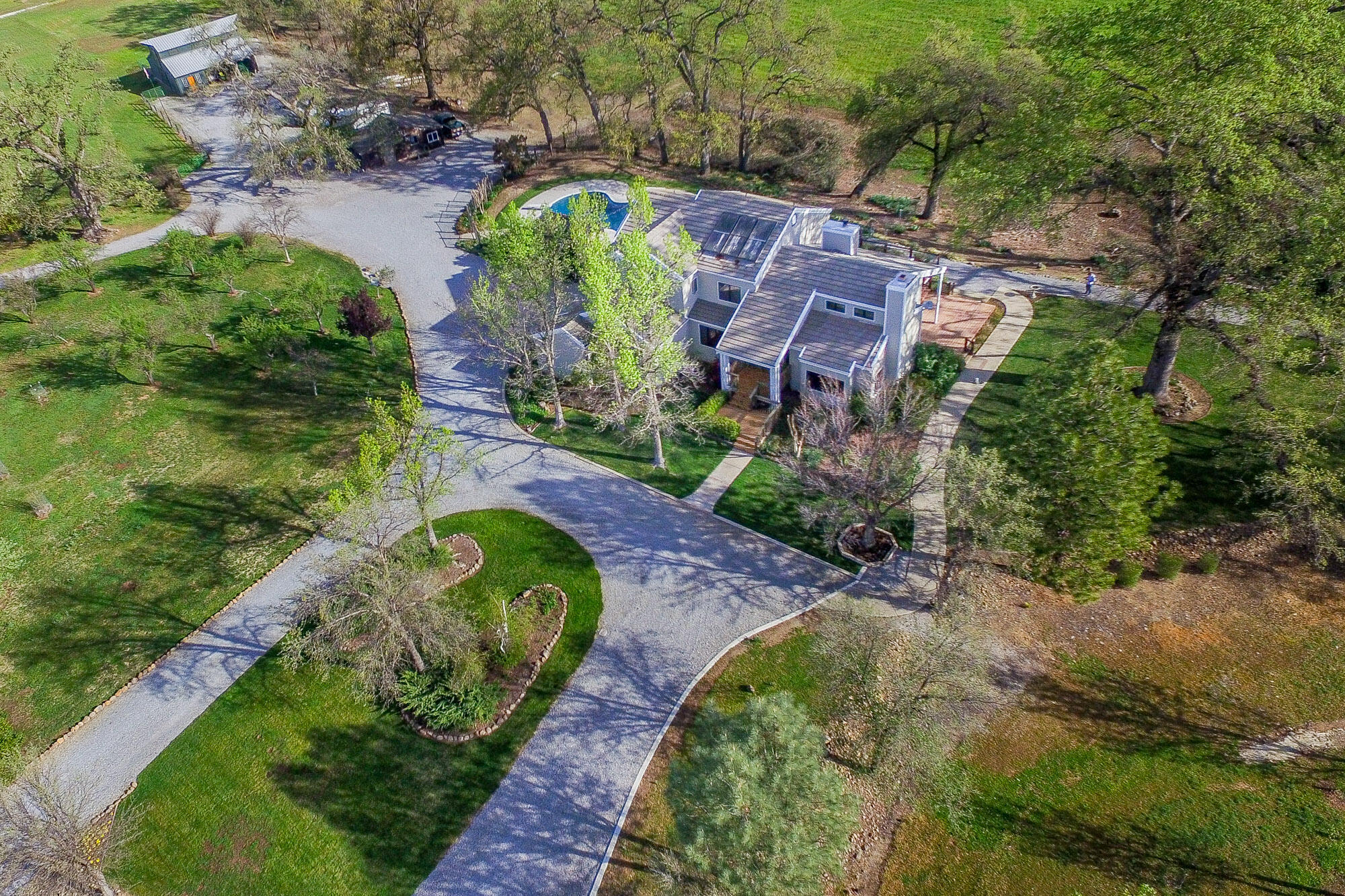 main property photo 46