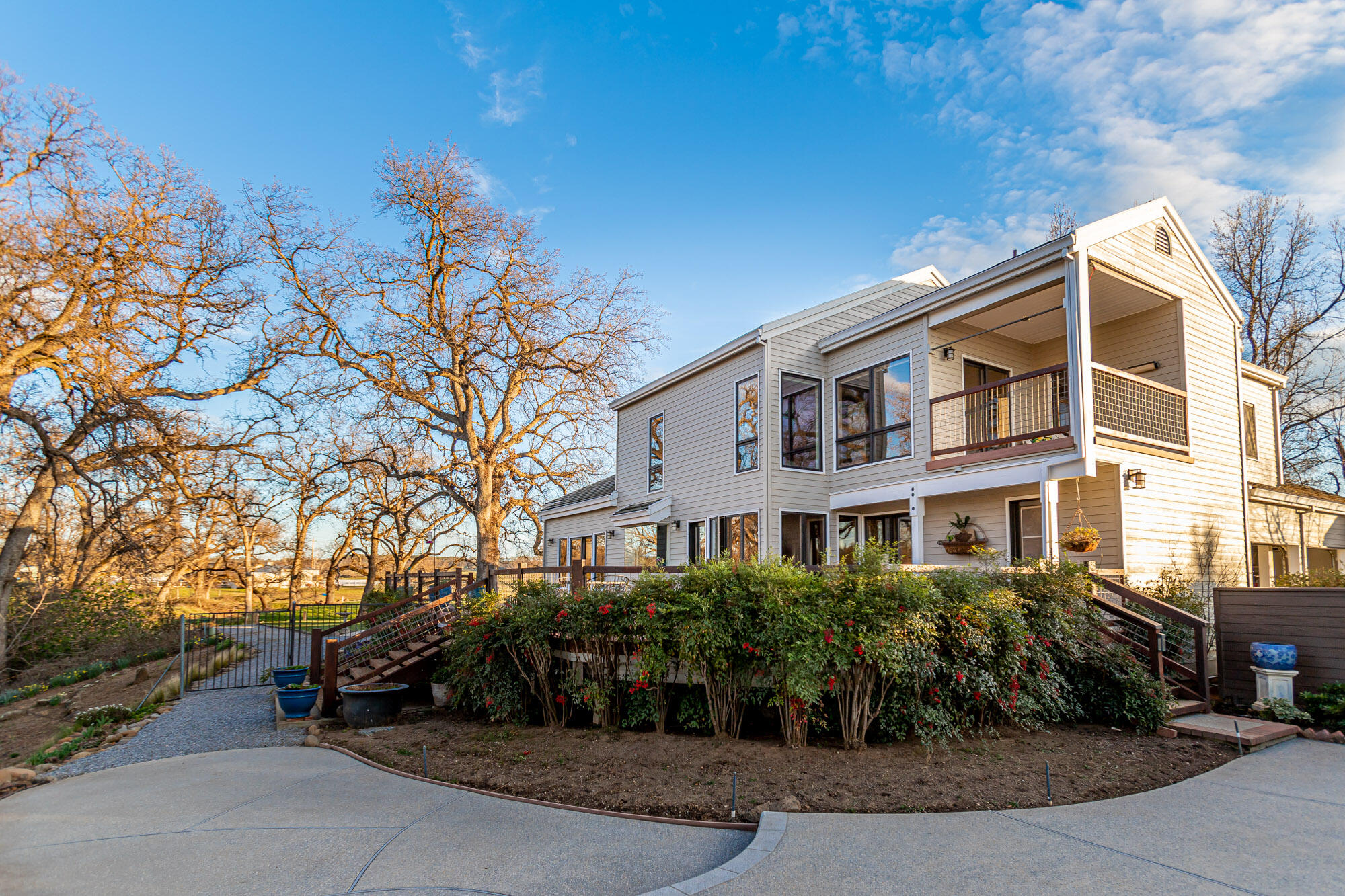 main property photo 51