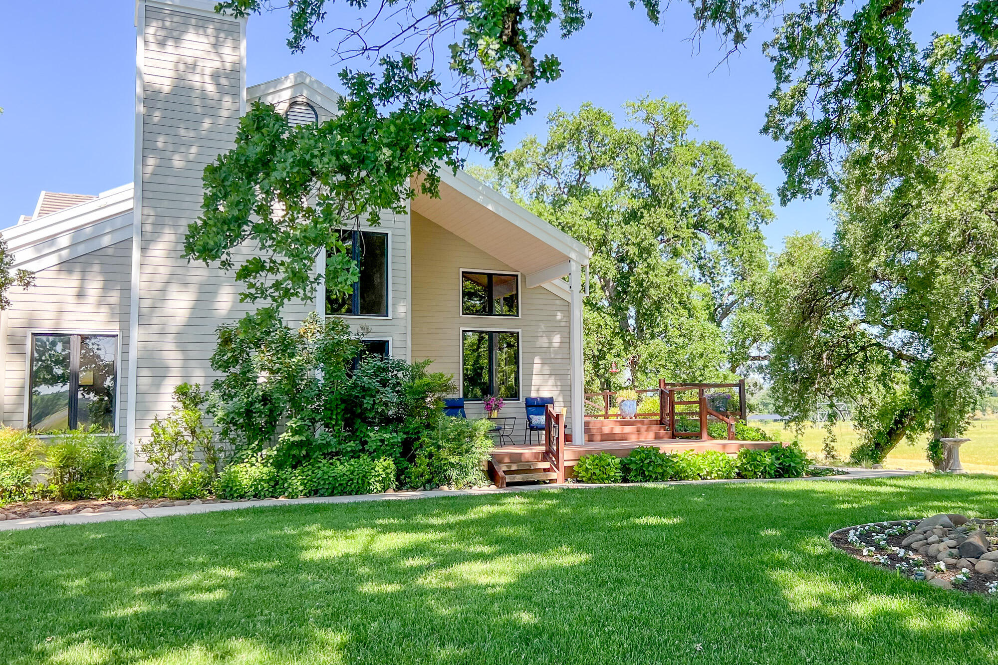 main property photo 95
