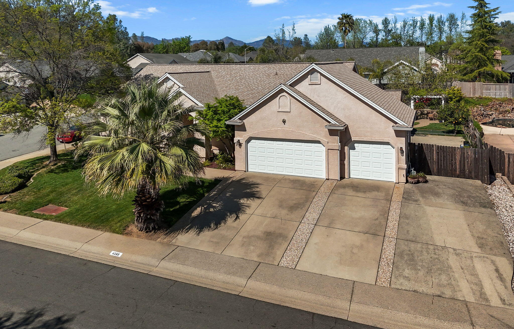 main property photo 89