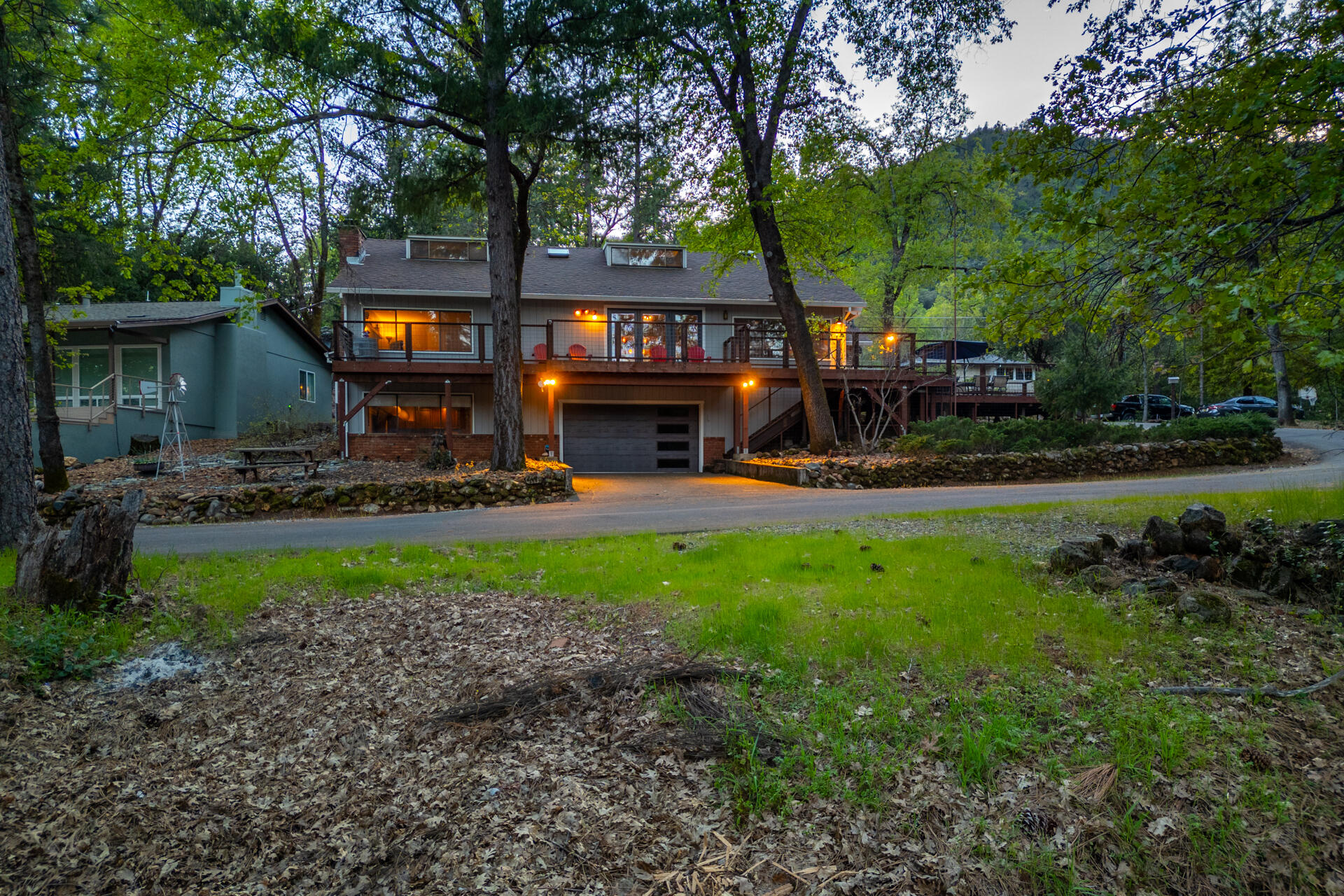main property photo 41