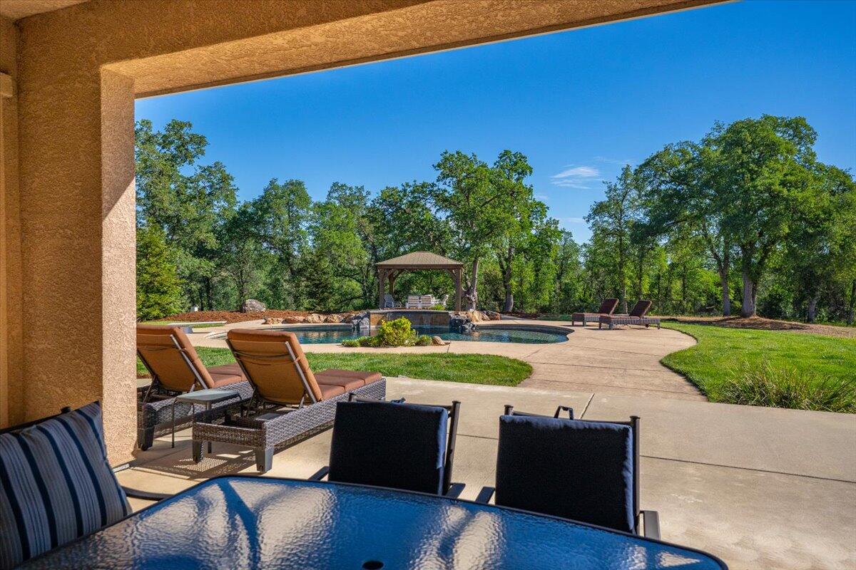 main property photo 77