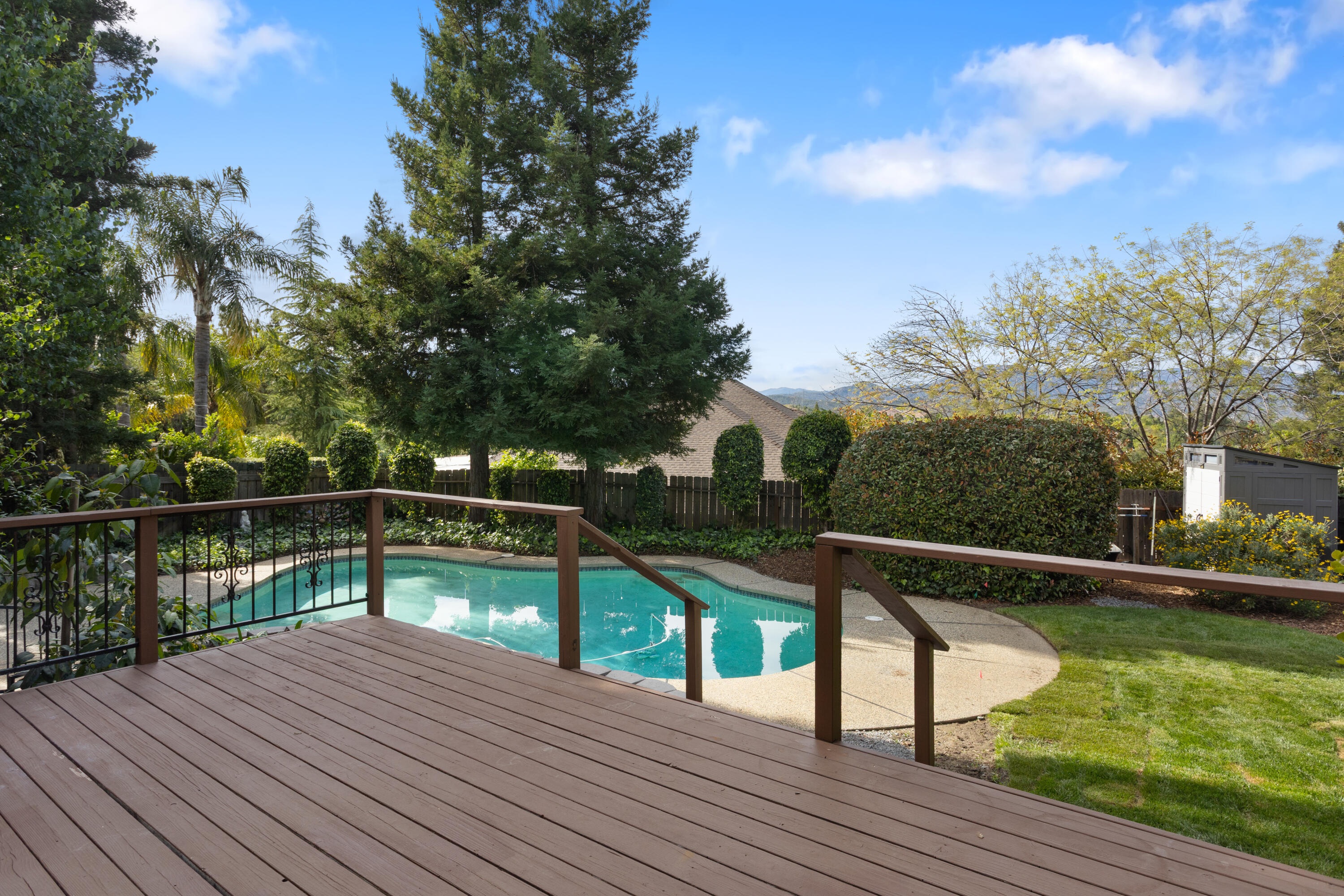 main property photo 60