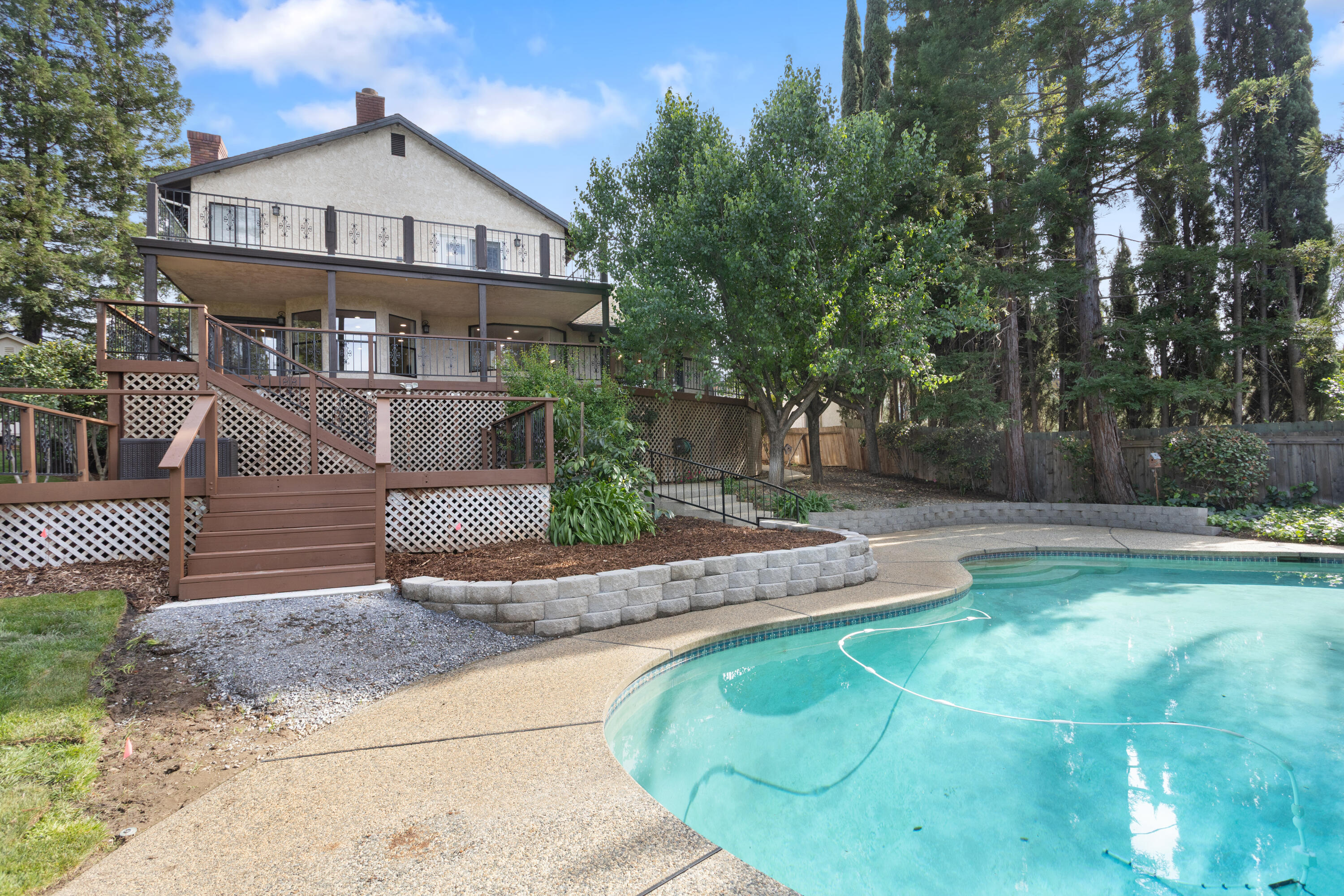 main property photo 63