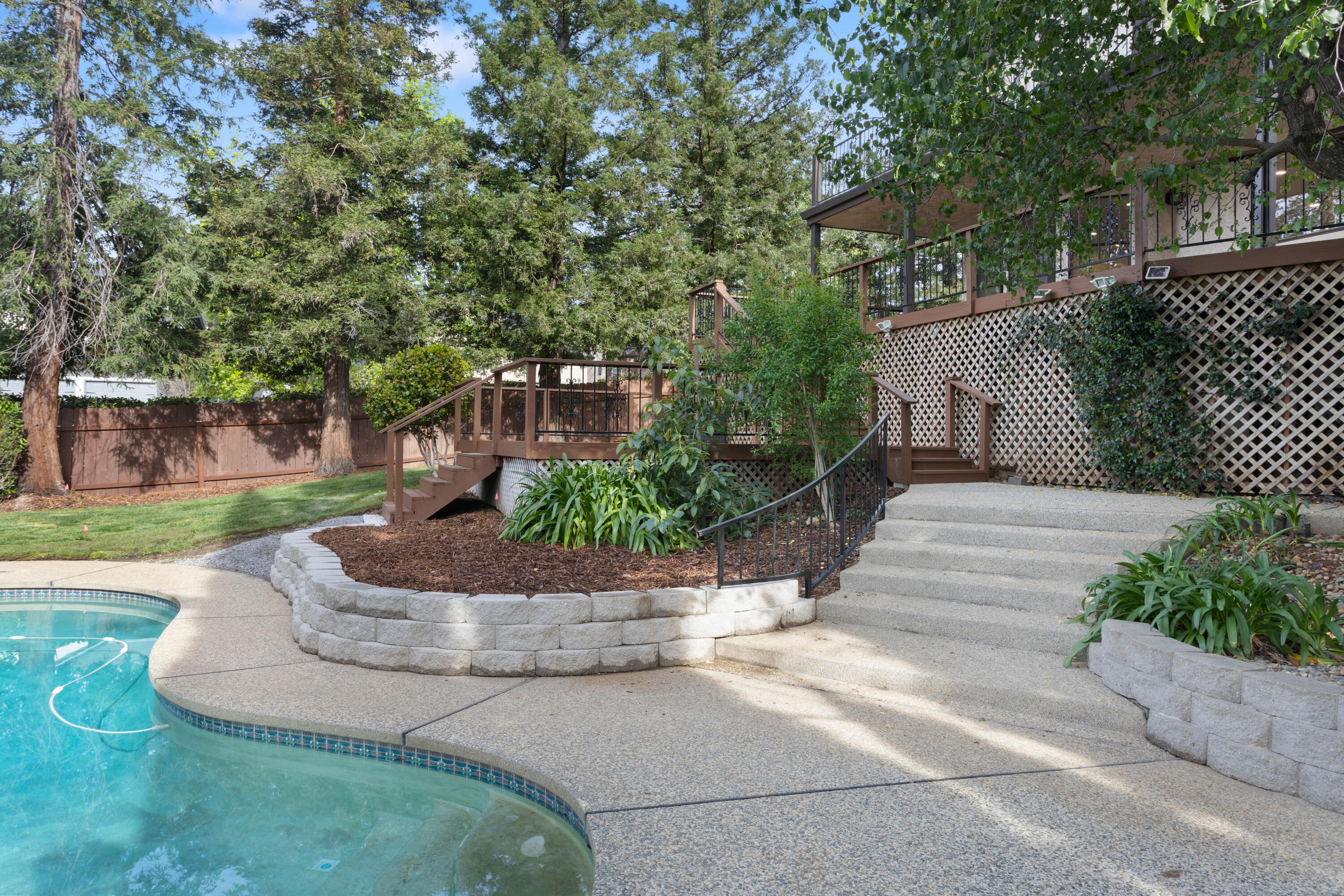 main property photo 65