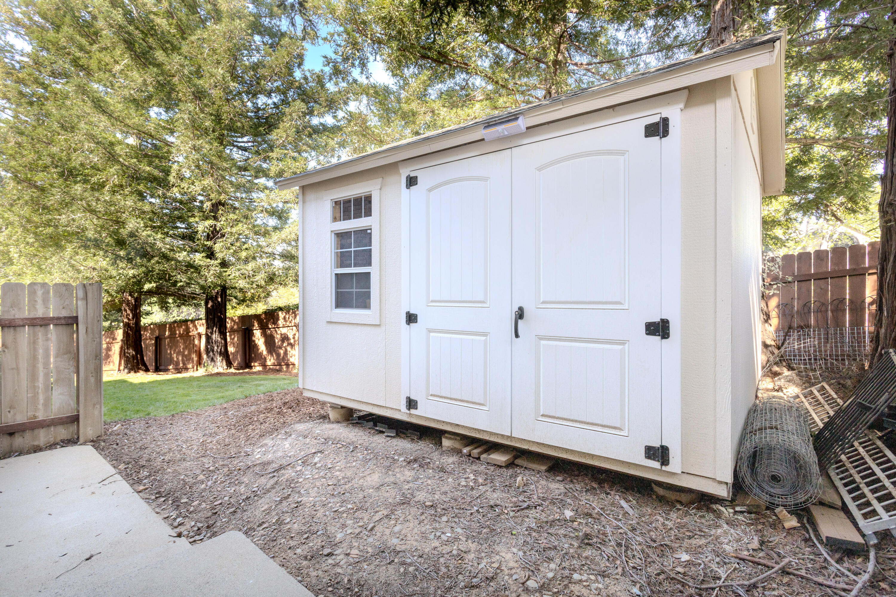 main property photo 67