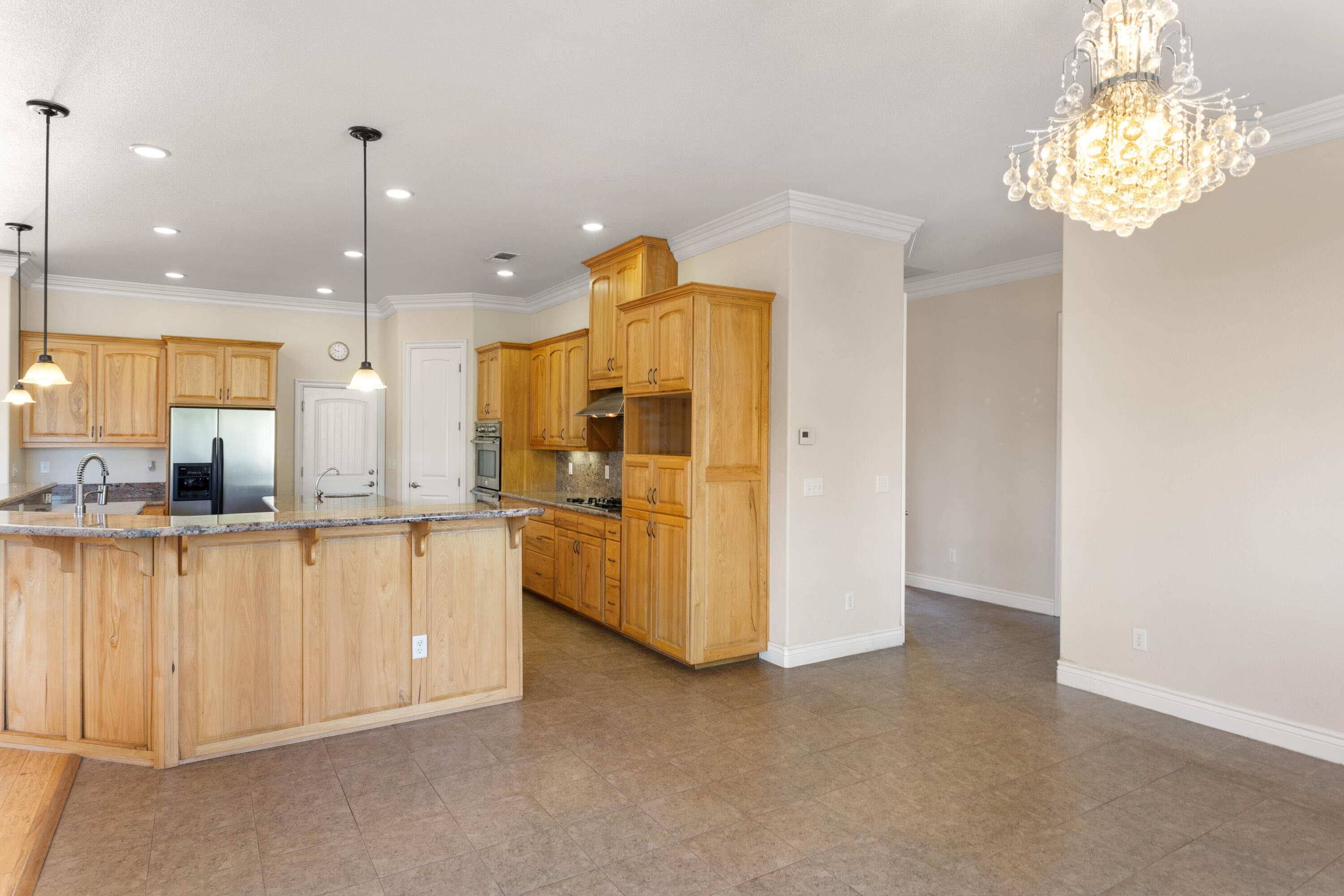 main property photo 19