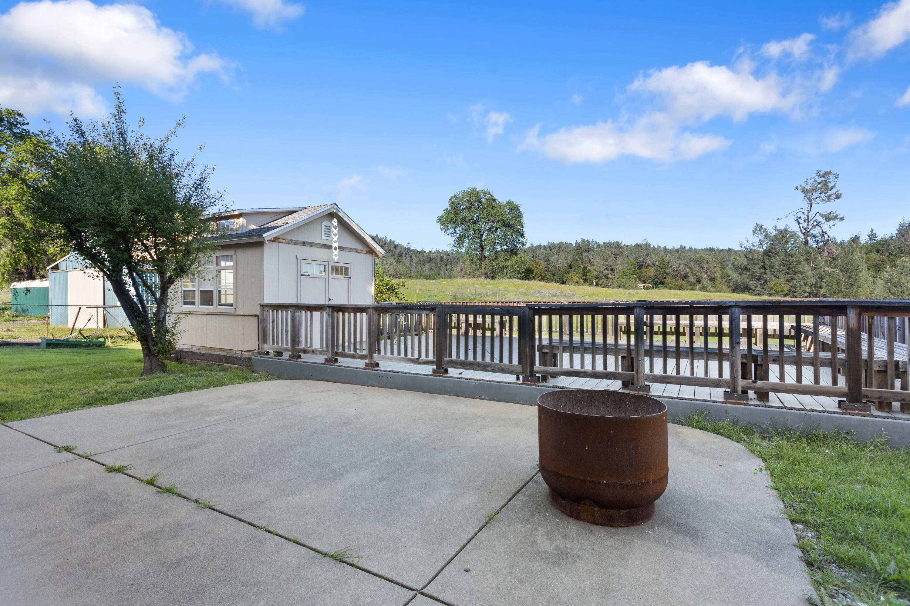 main property photo 46