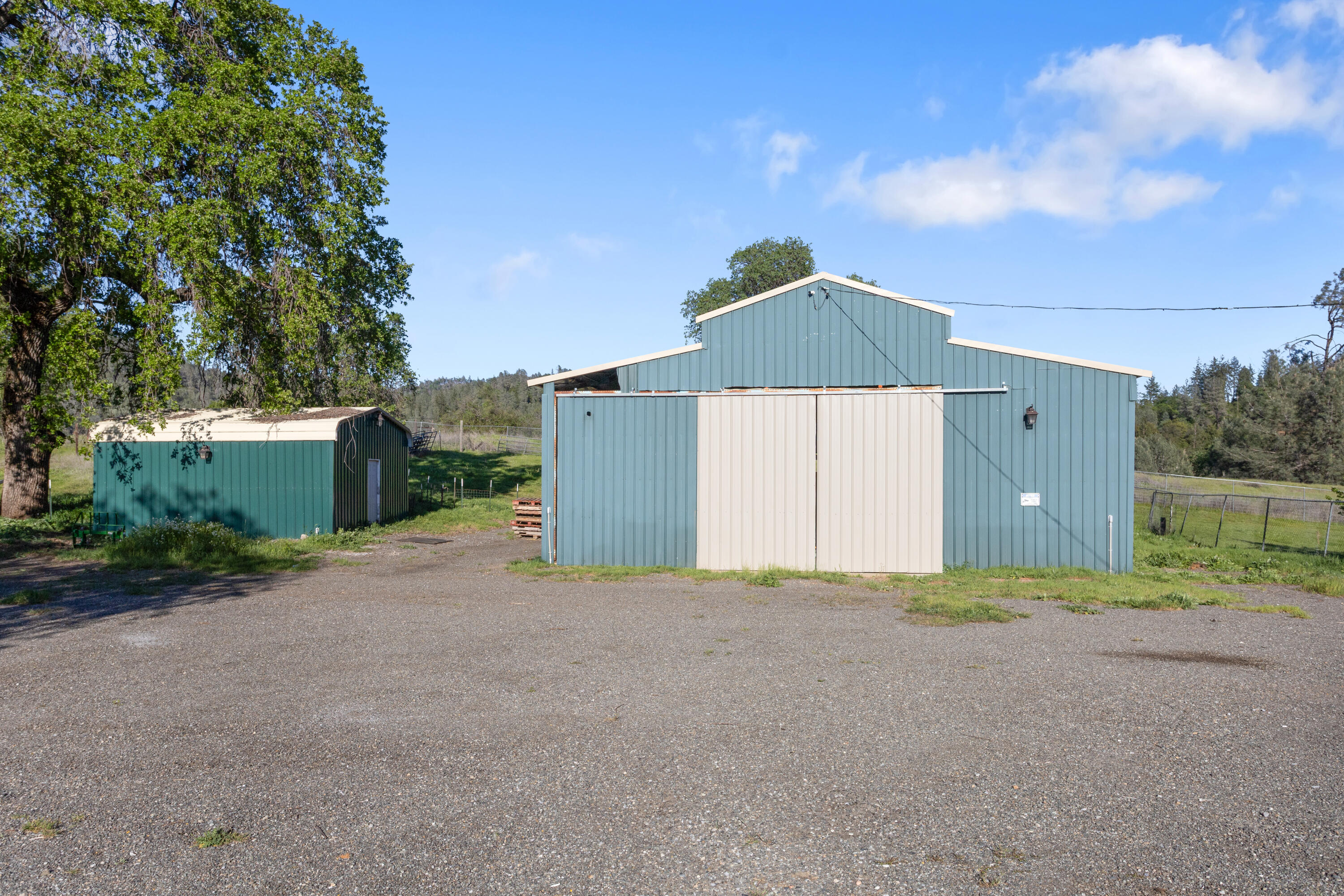 main property photo 51
