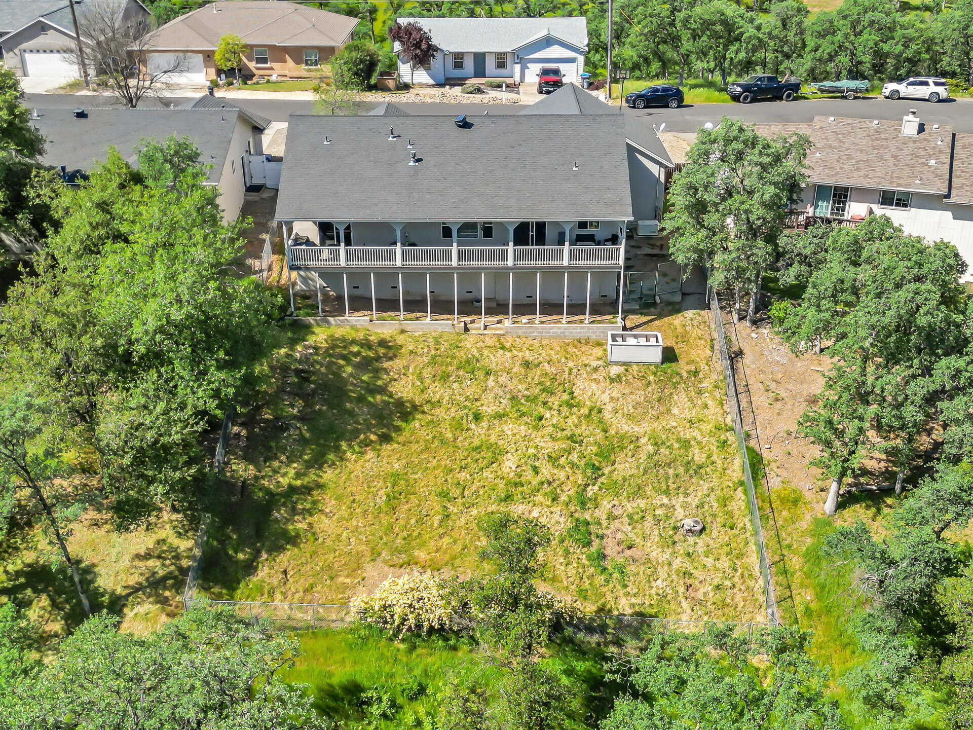 main property photo 38