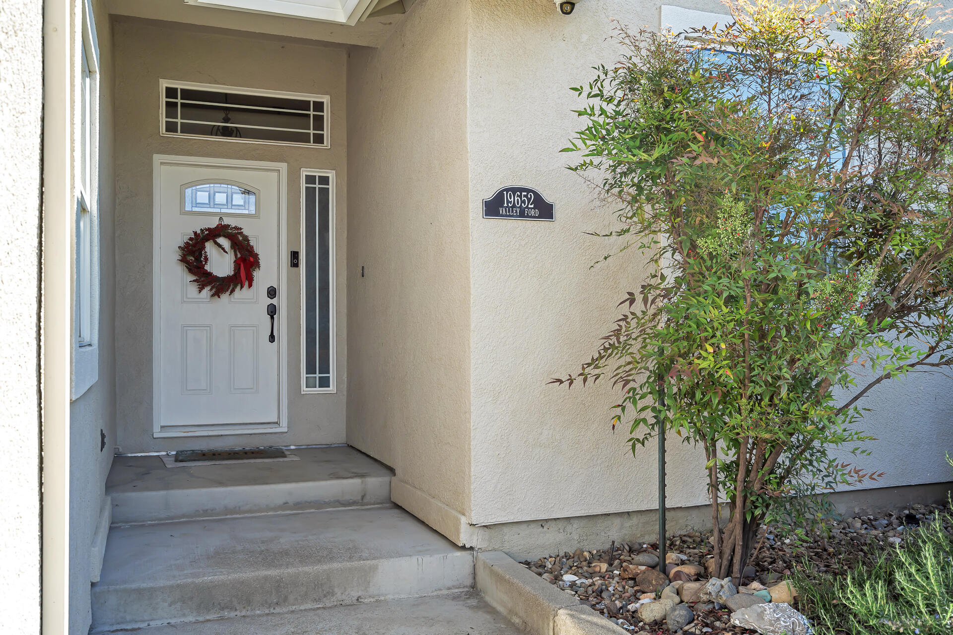 main property photo 4