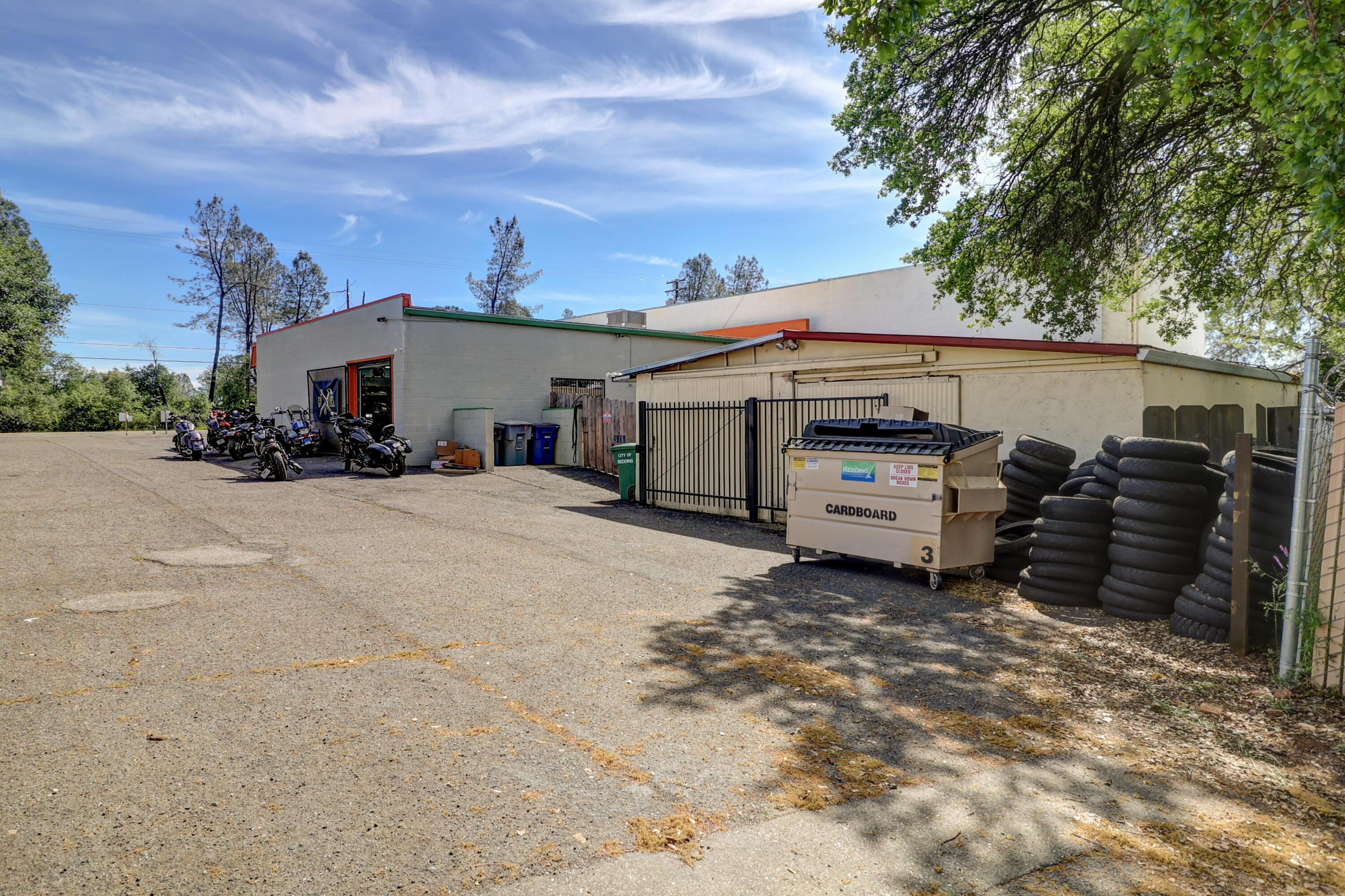 main property photo 5