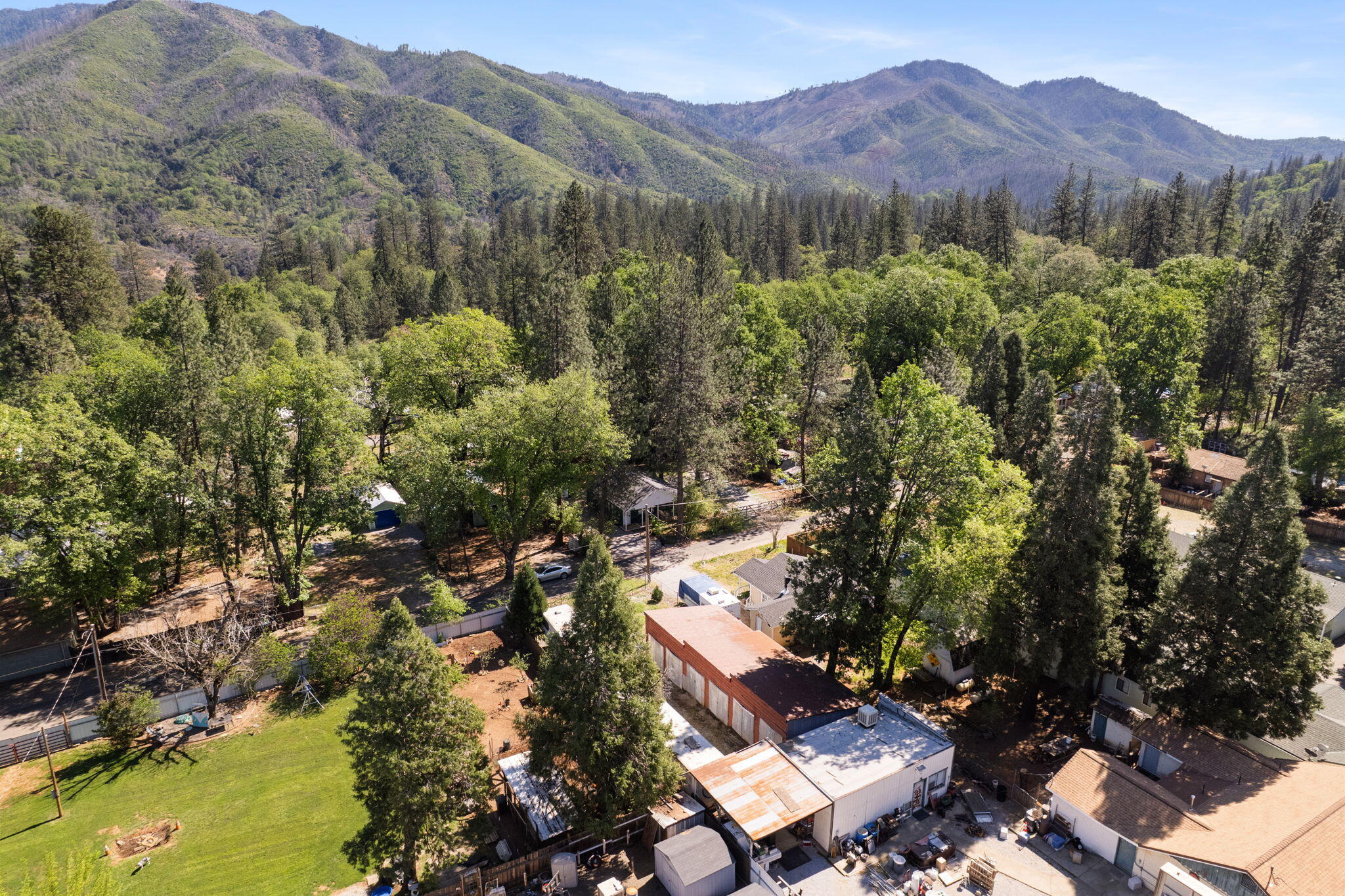 main property photo 38