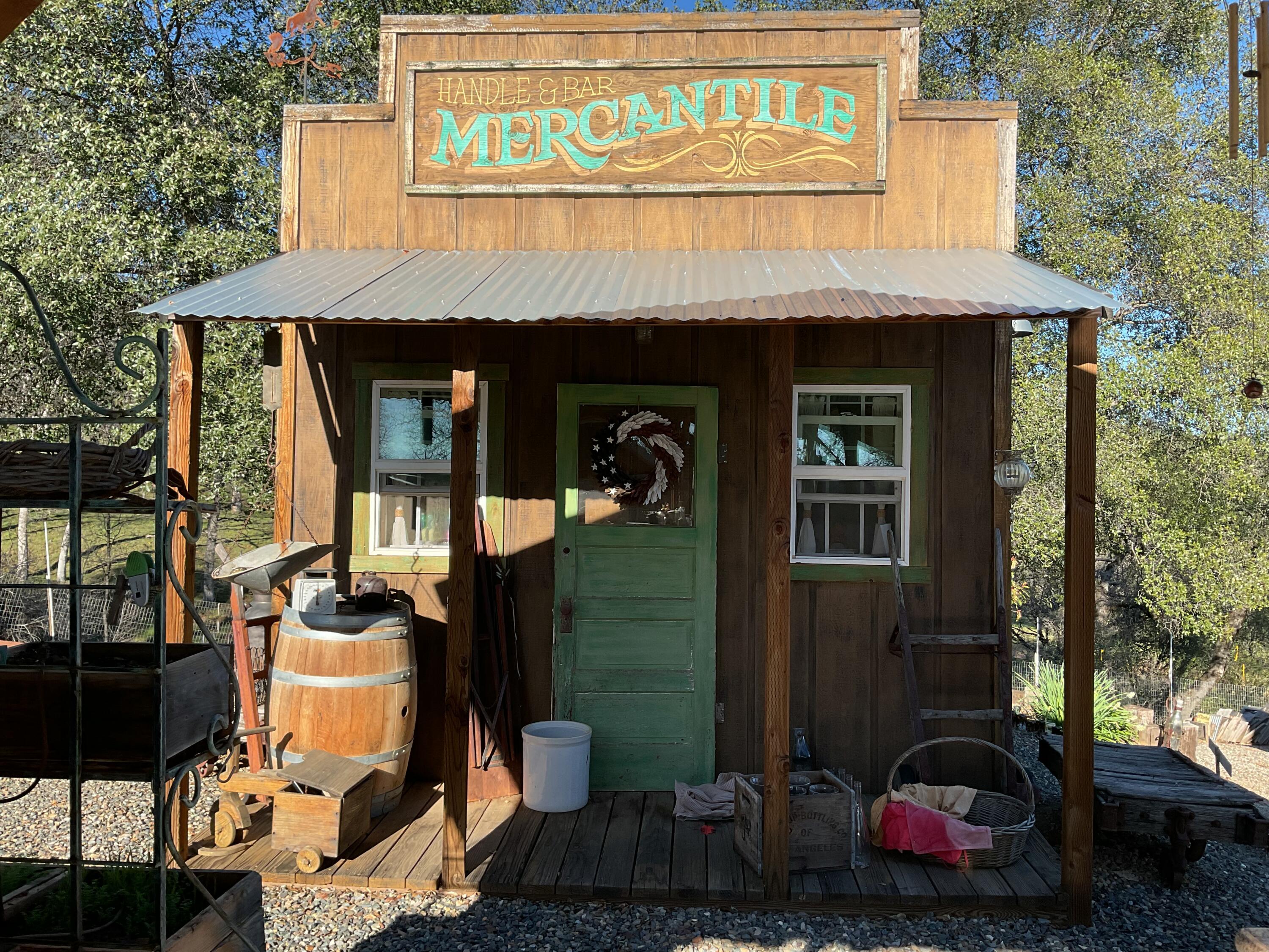 main property photo 23