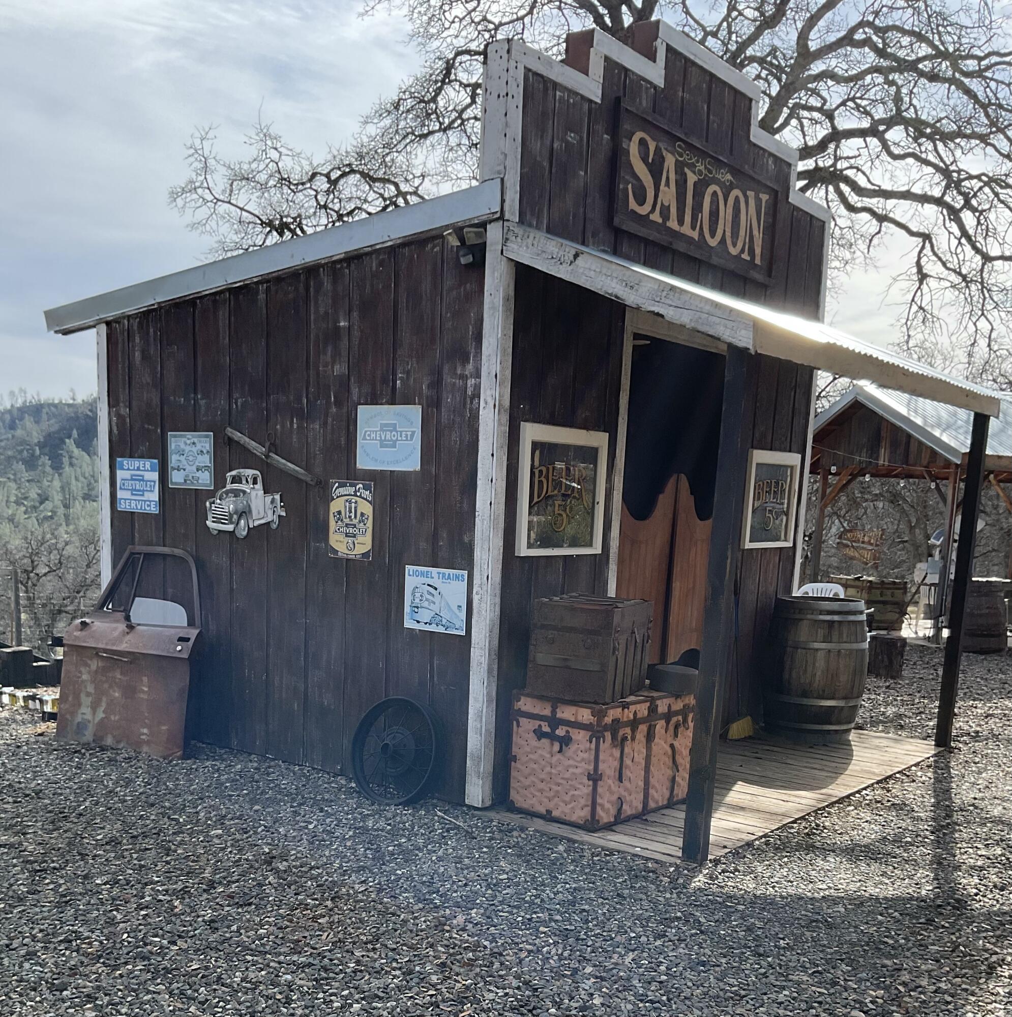 main property photo 35