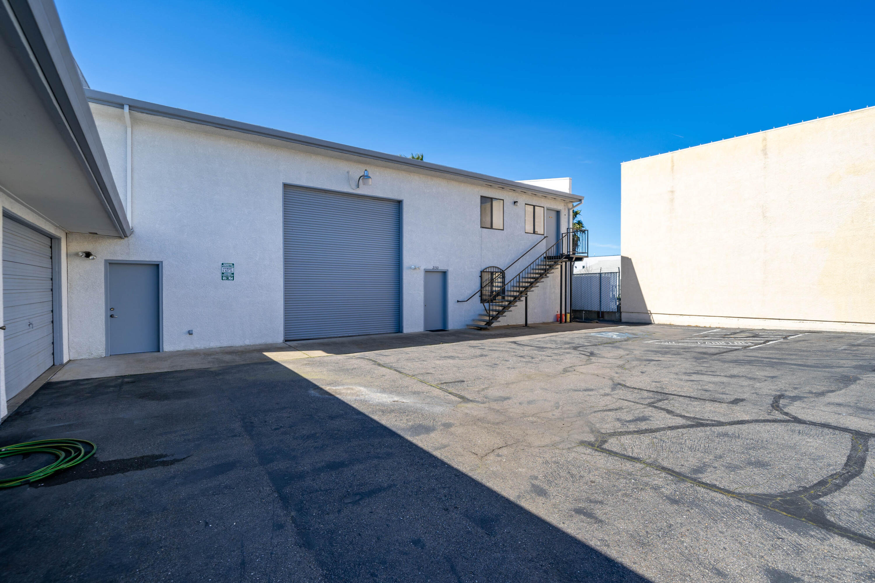 main property photo 39