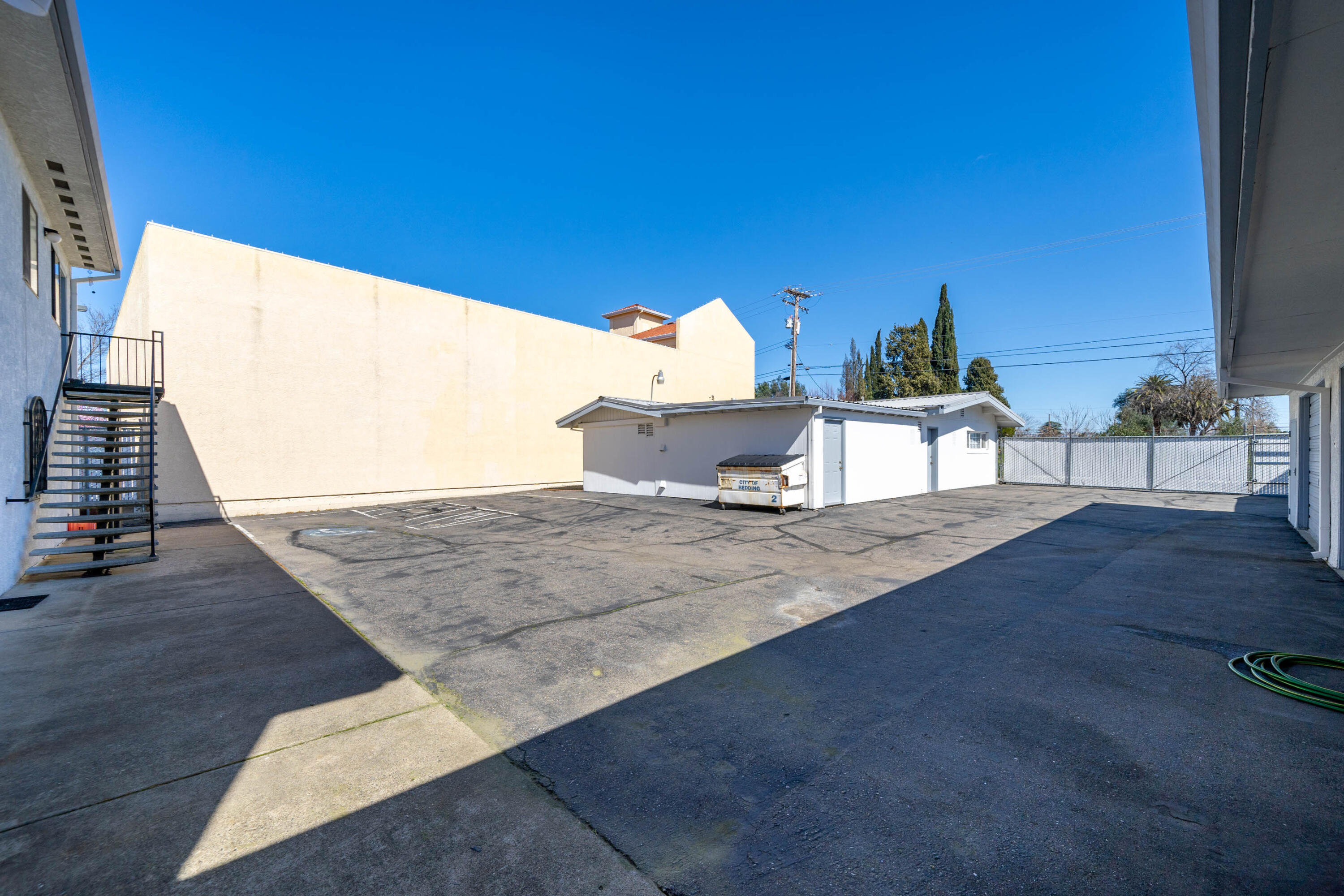 main property photo 60
