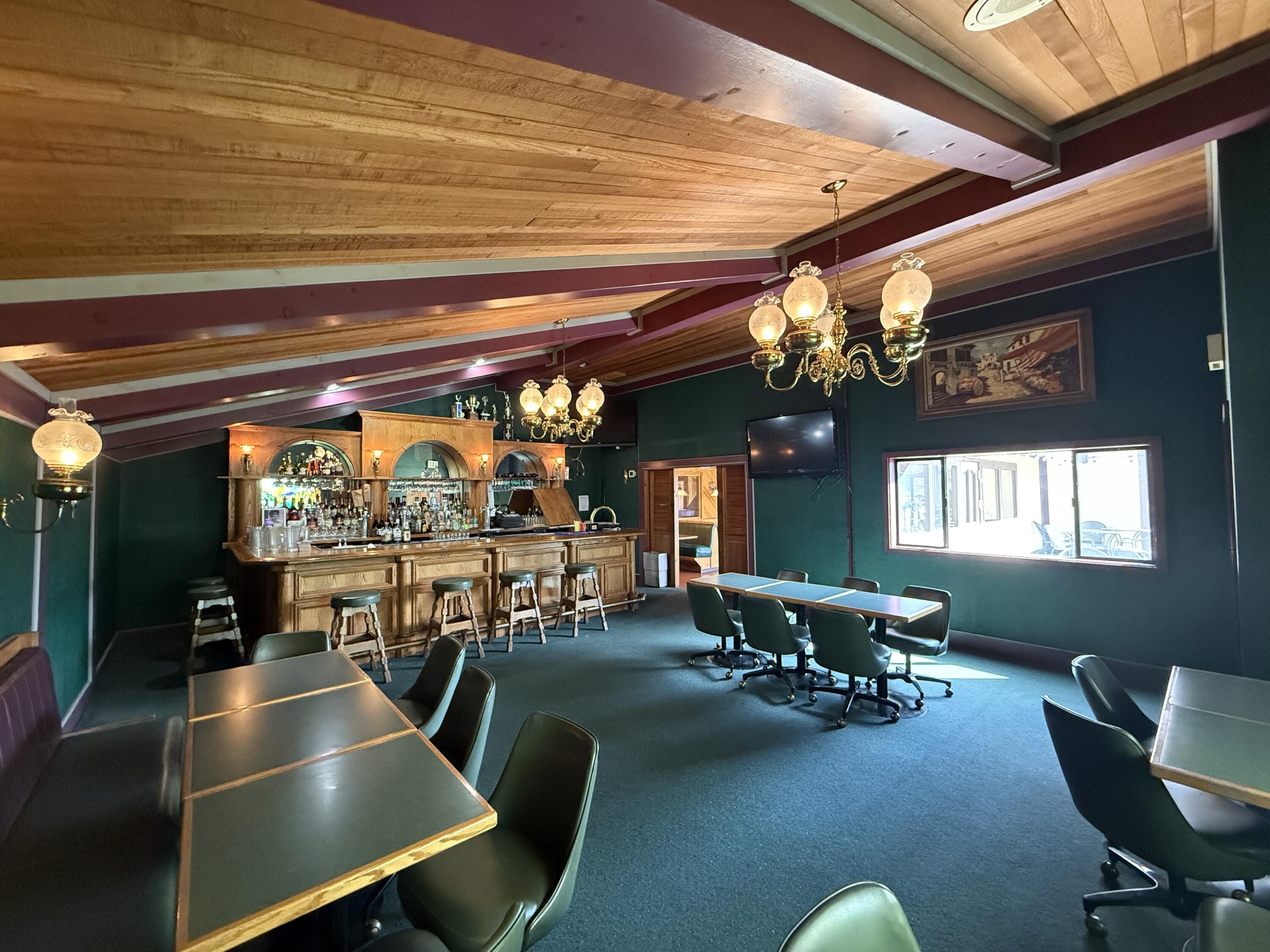 main property photo 16