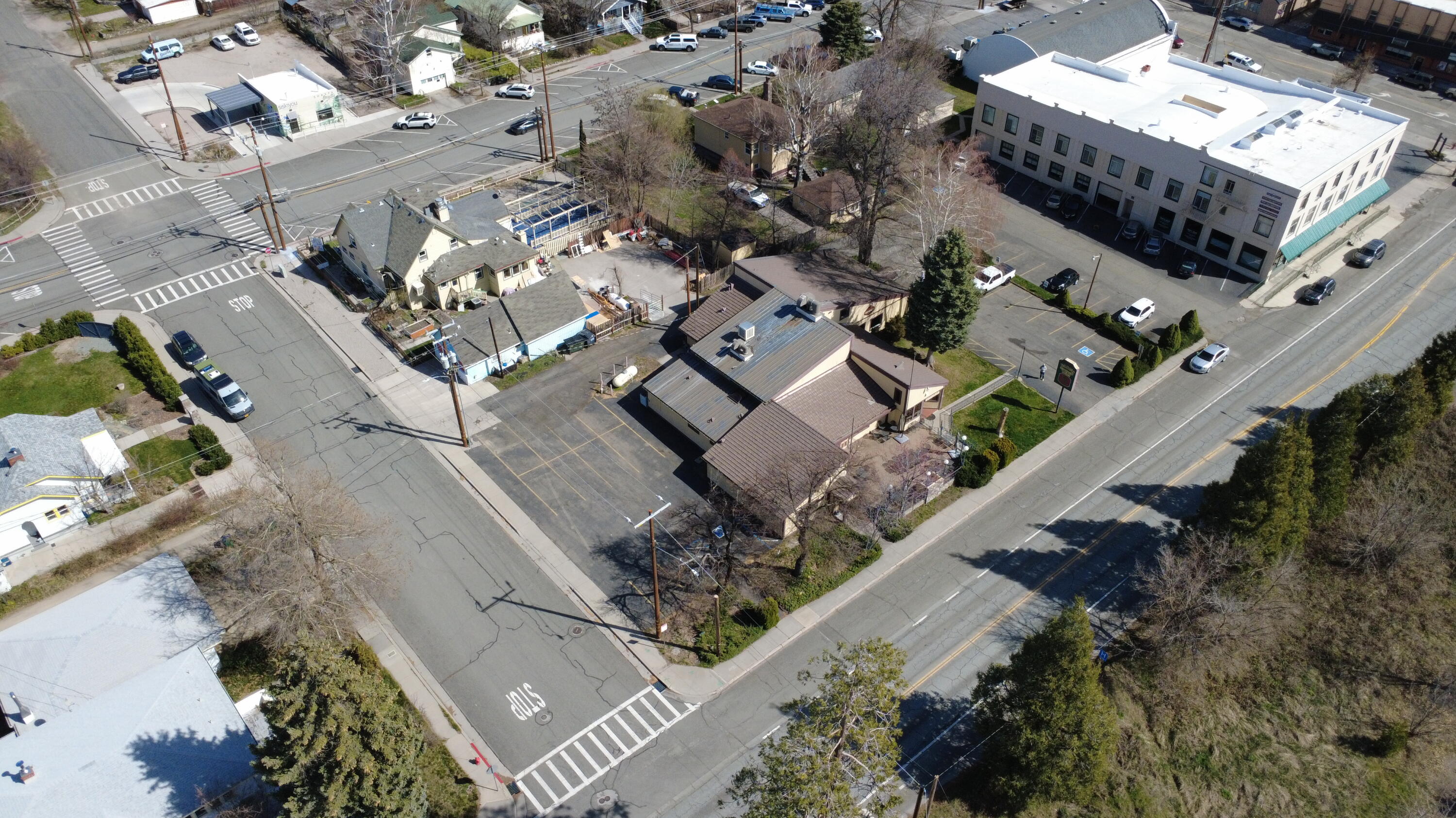 main property photo 5
