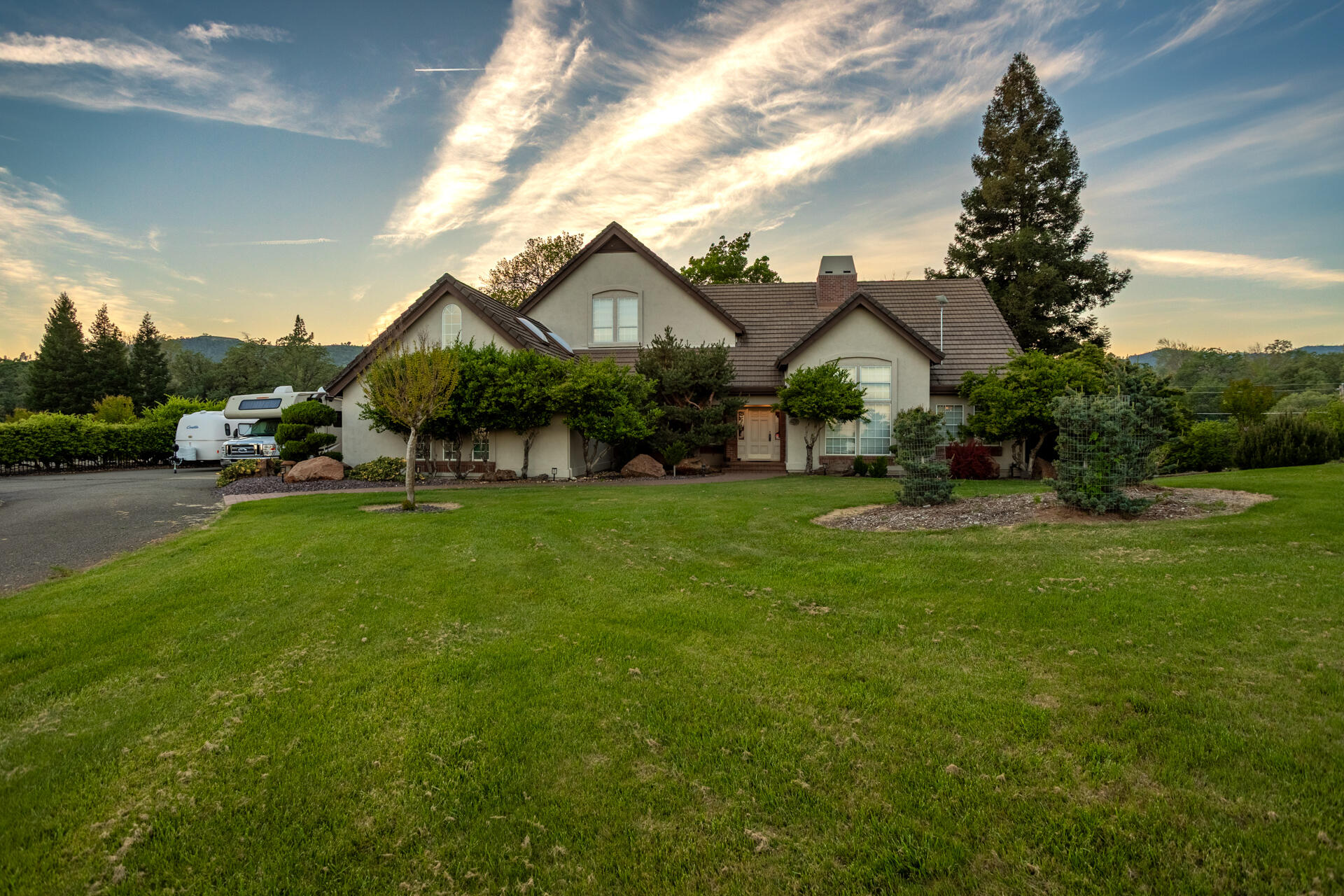 main property photo 45