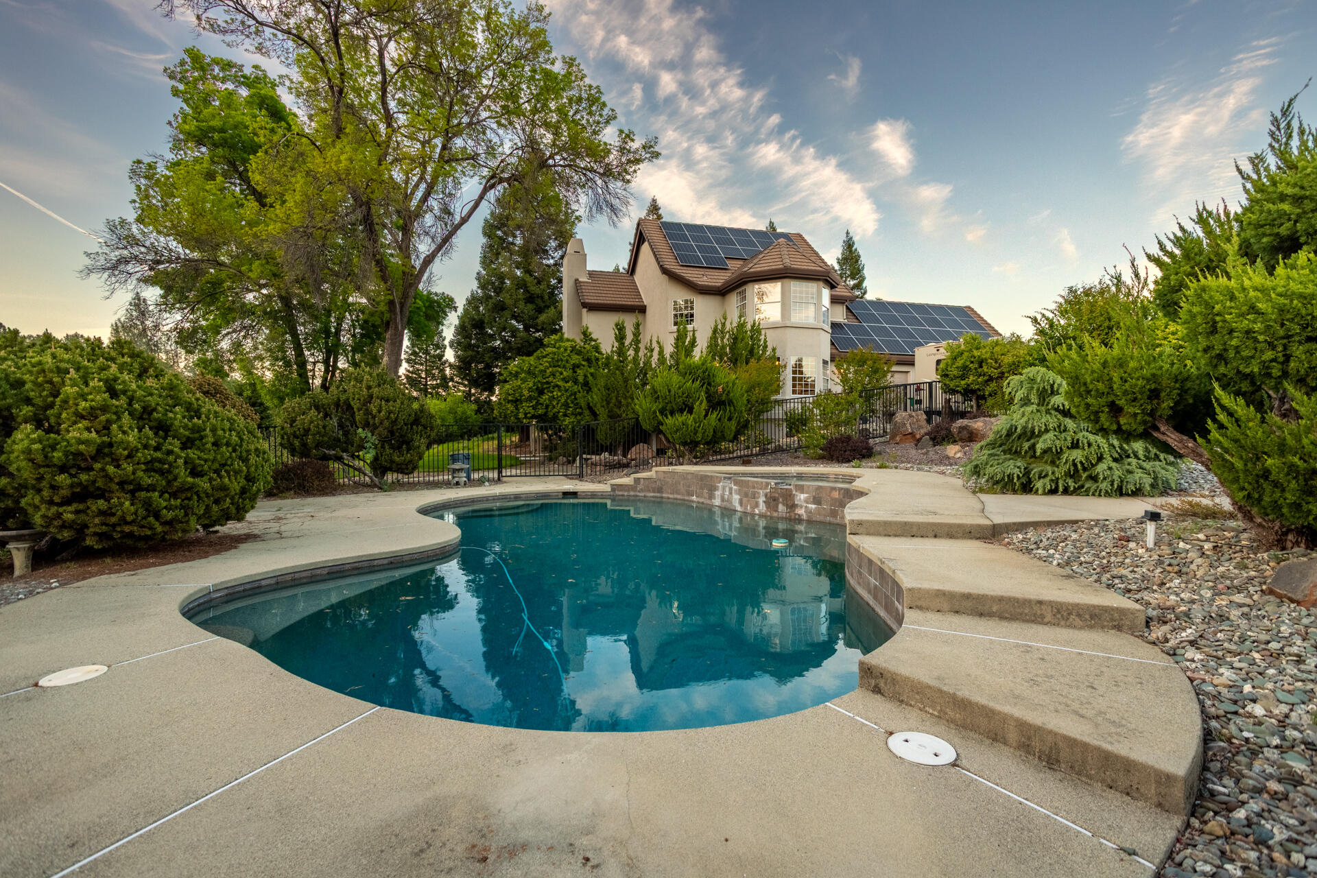 main property photo 48