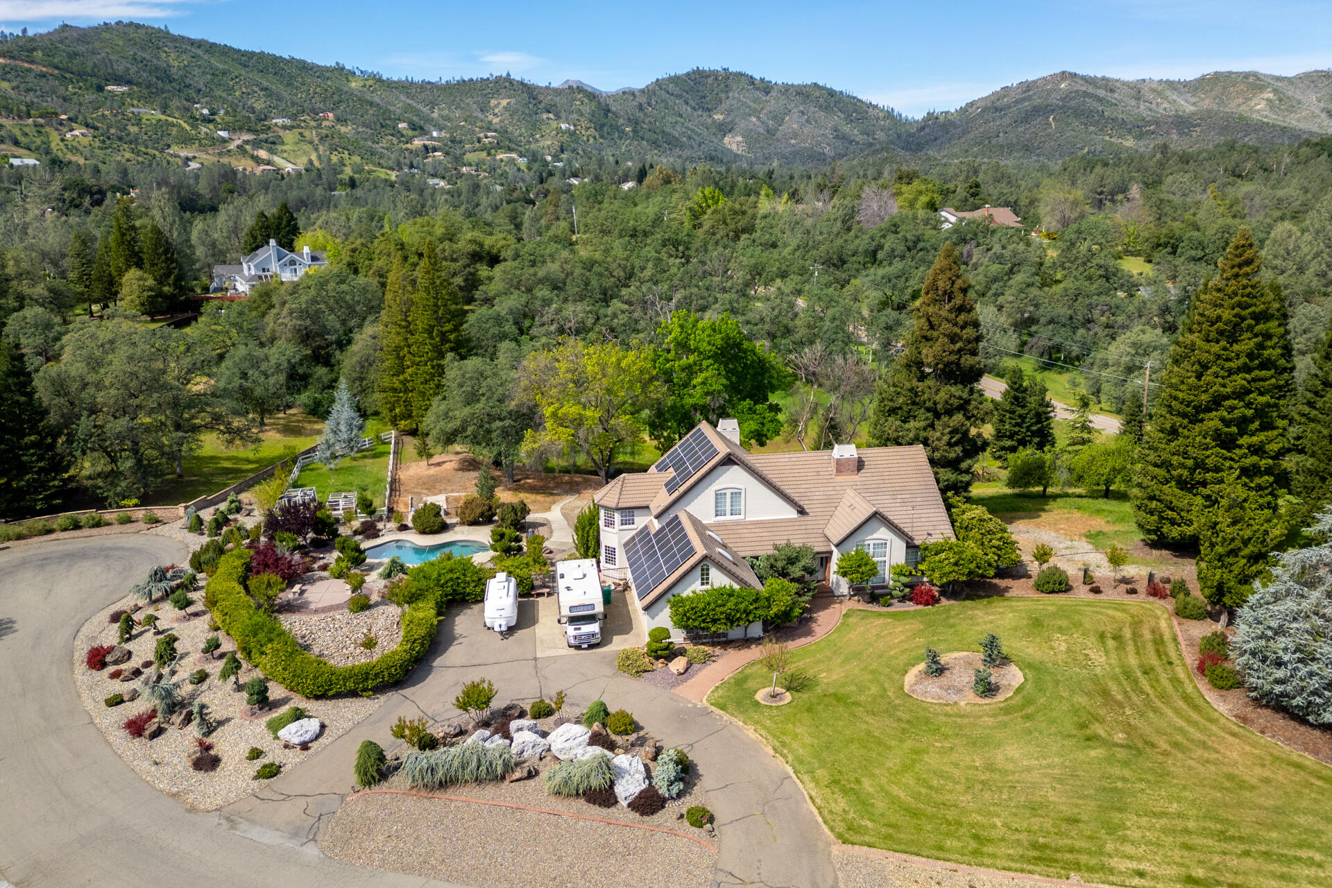 main property photo 59