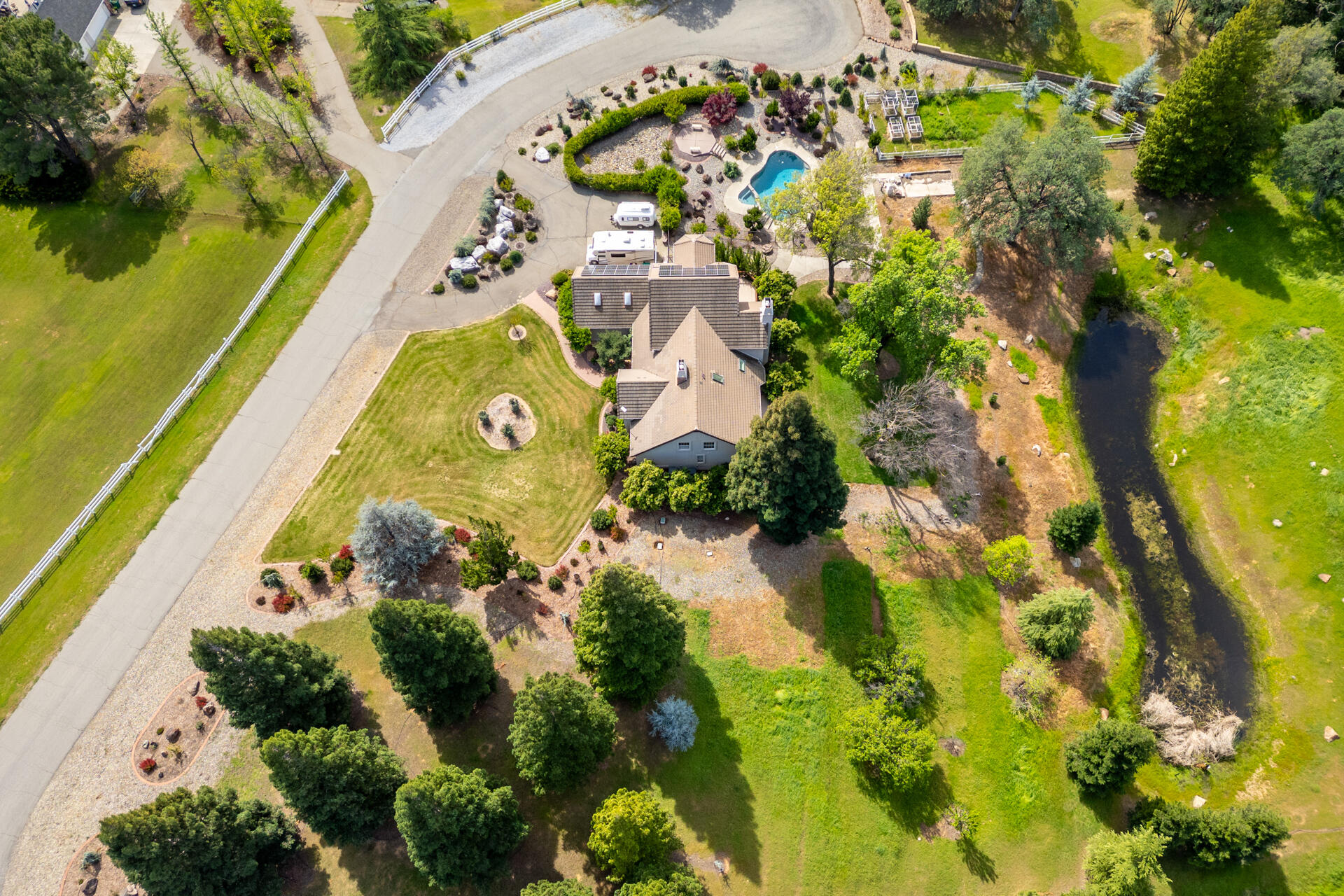 main property photo 68