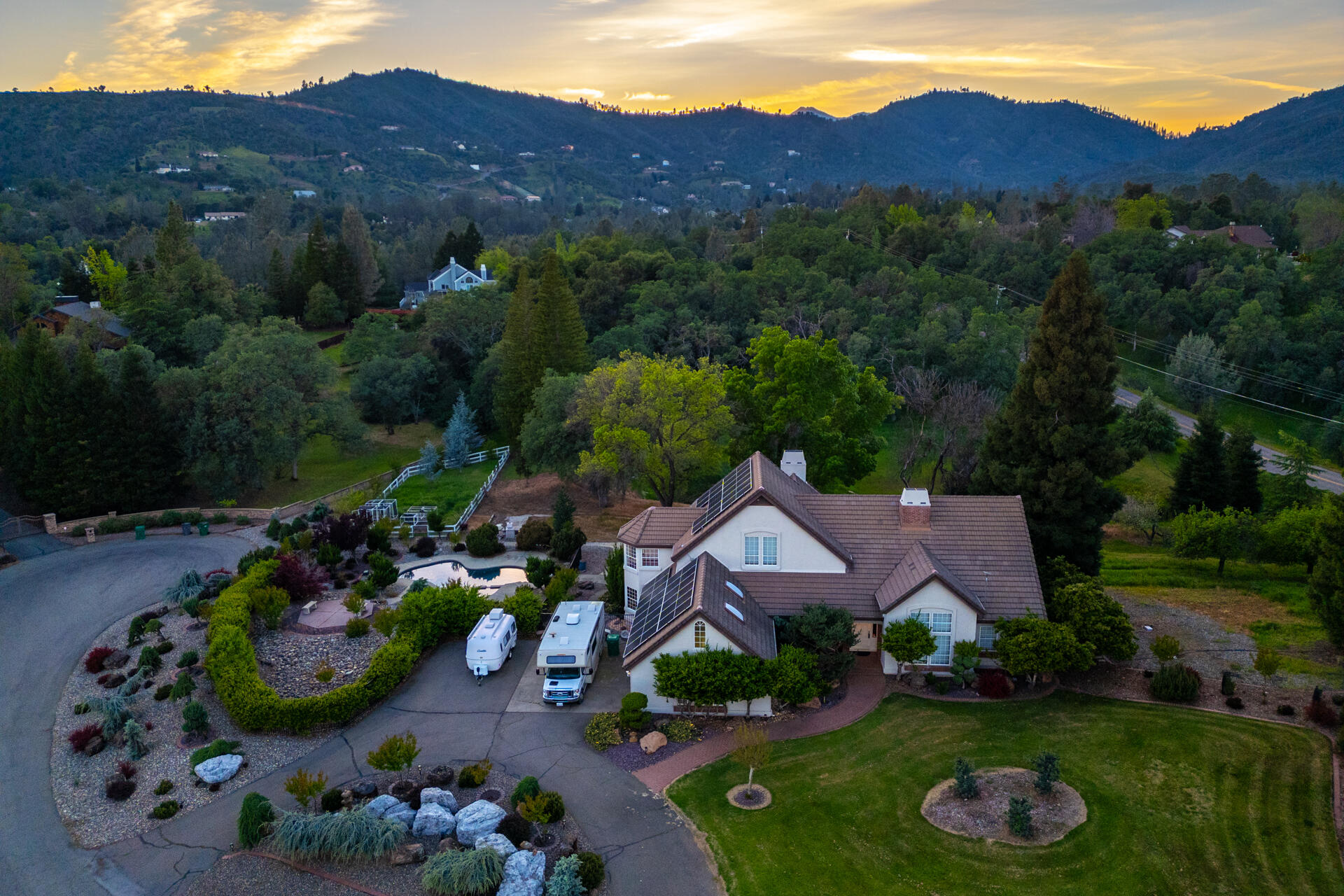 main property photo 70
