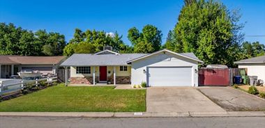 image of property with 3 Bed | 2 Bath | 1,451 Sqft