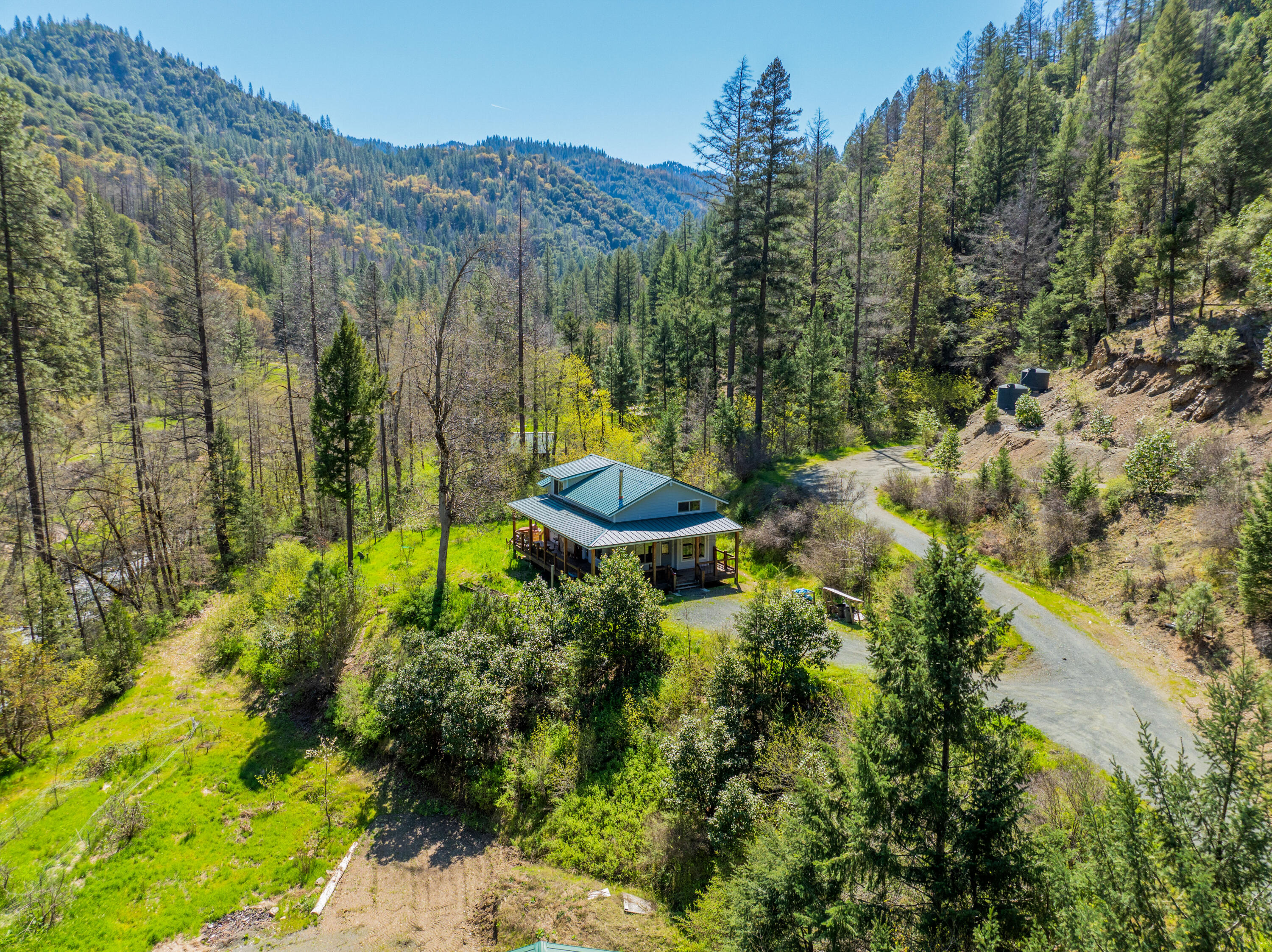 main property photo 34
