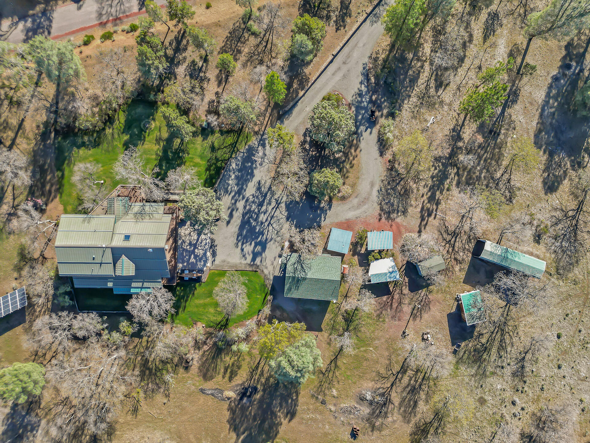 main property photo 11