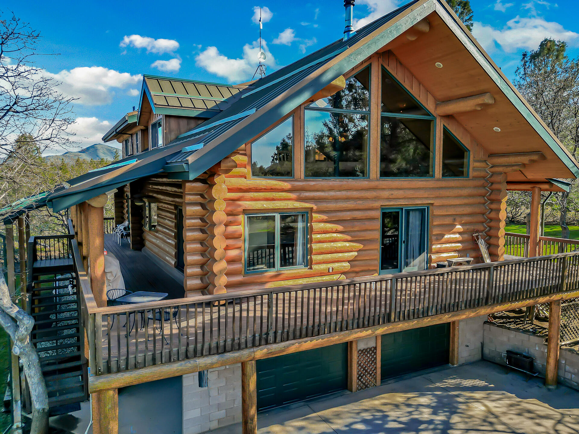 main property photo 14