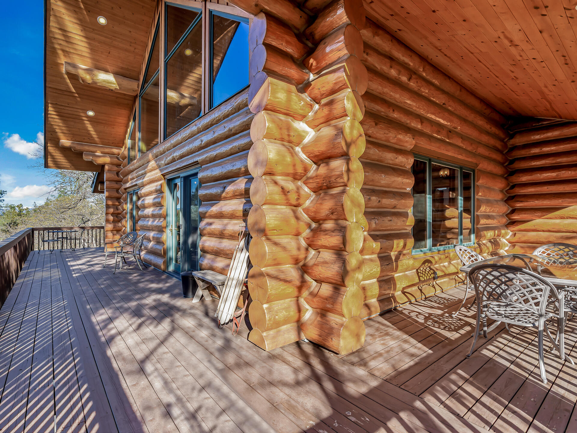 main property photo 18