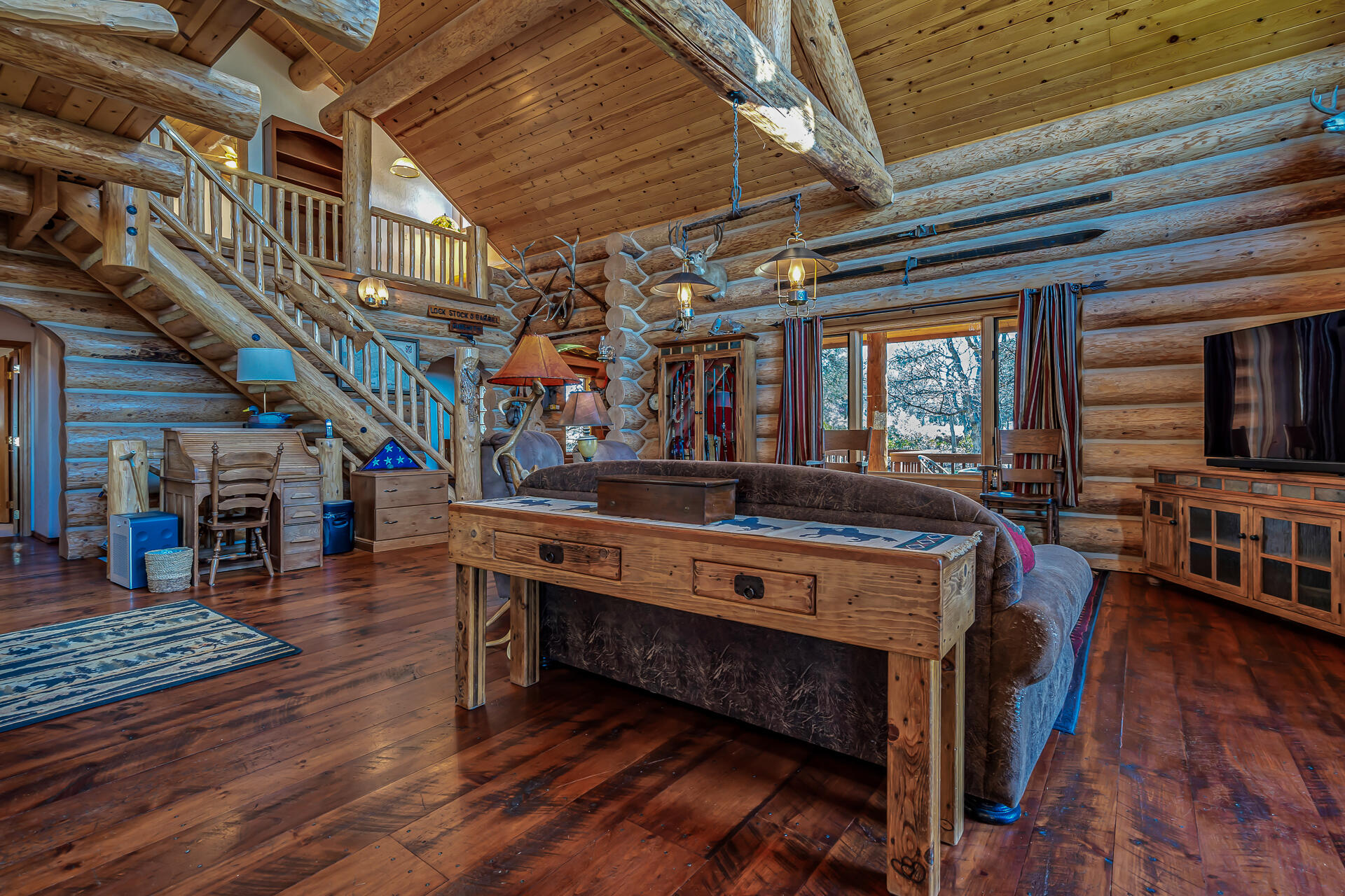 main property photo 26