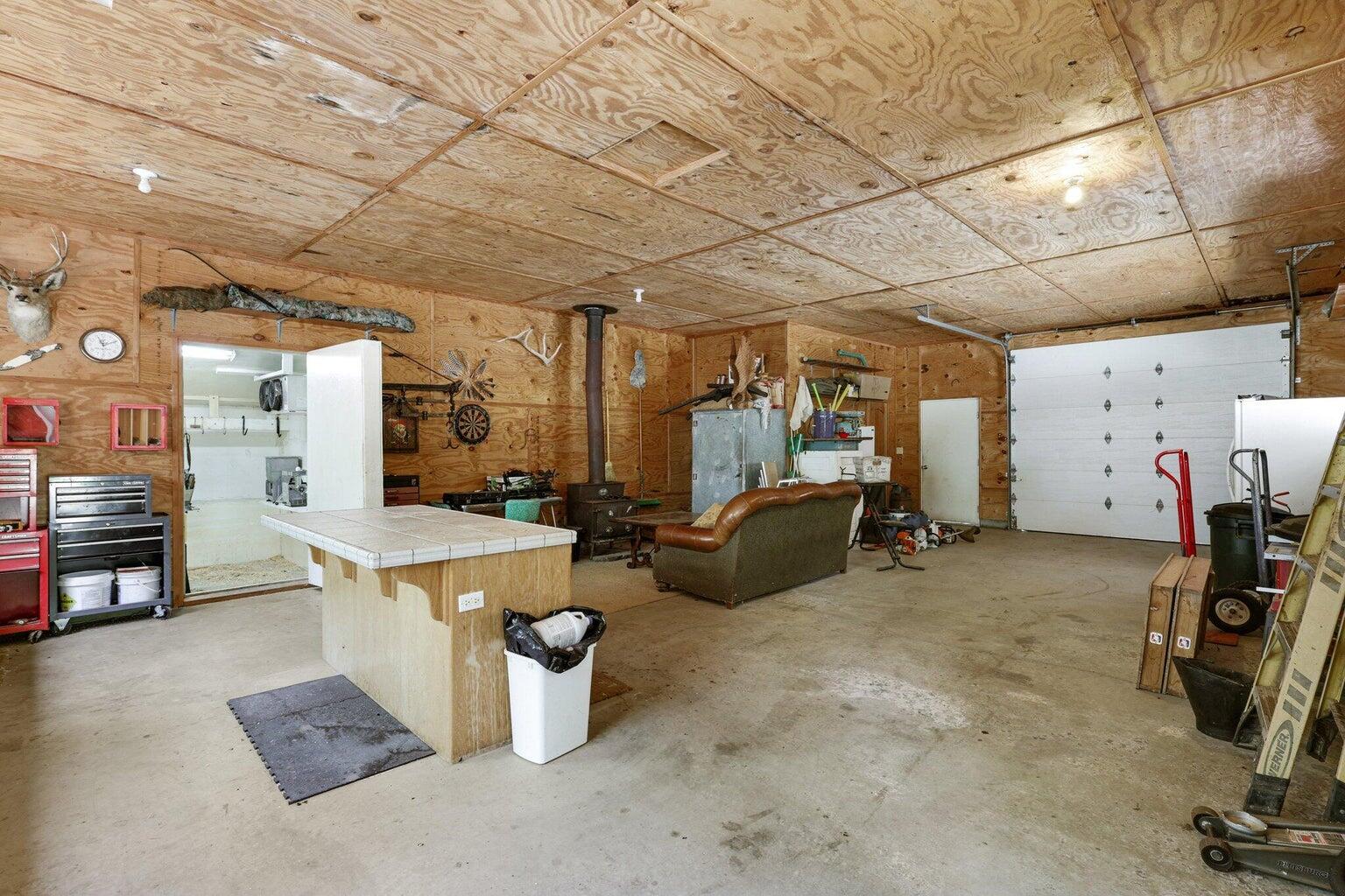 main property photo 59