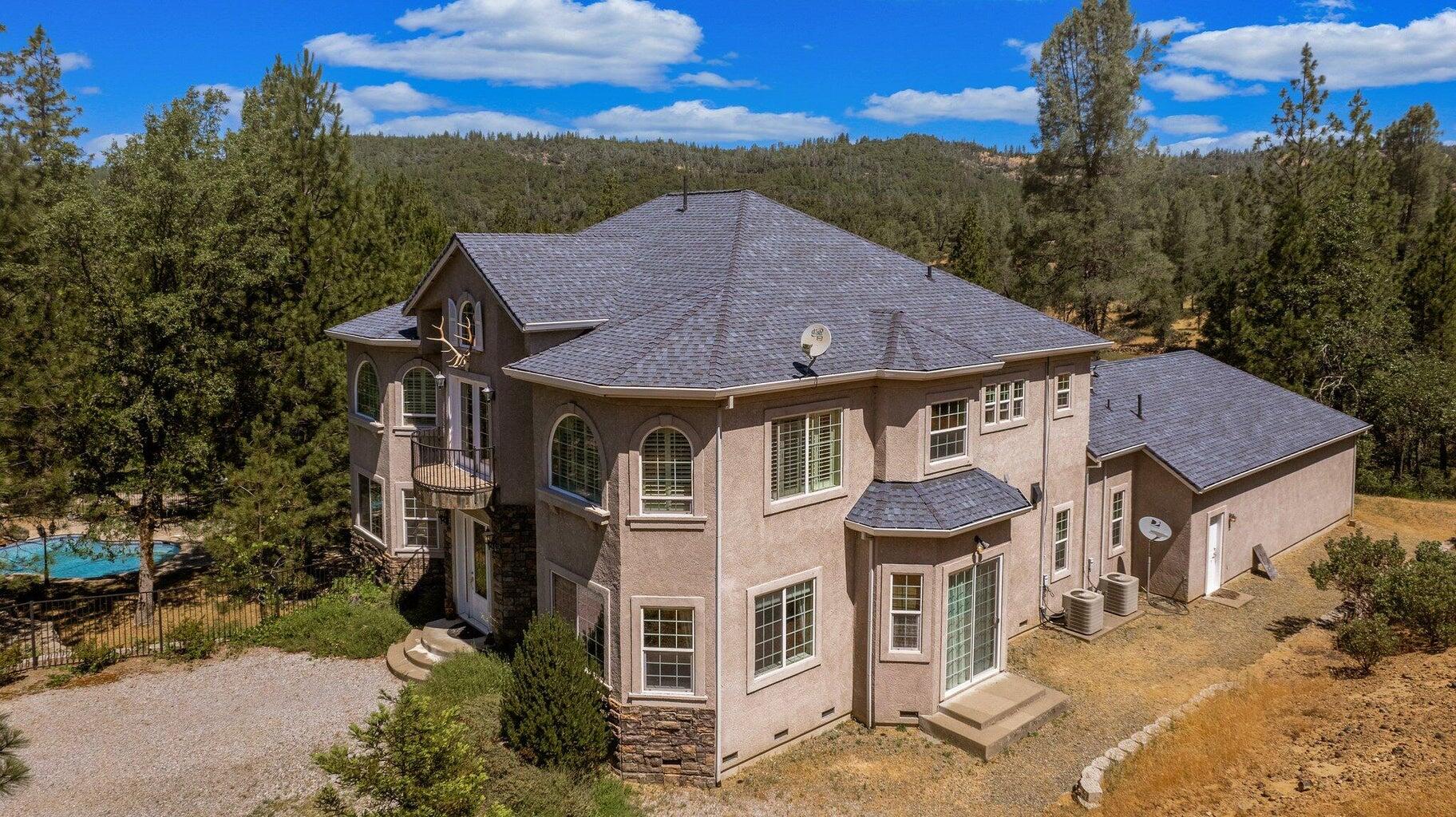 main property photo 65