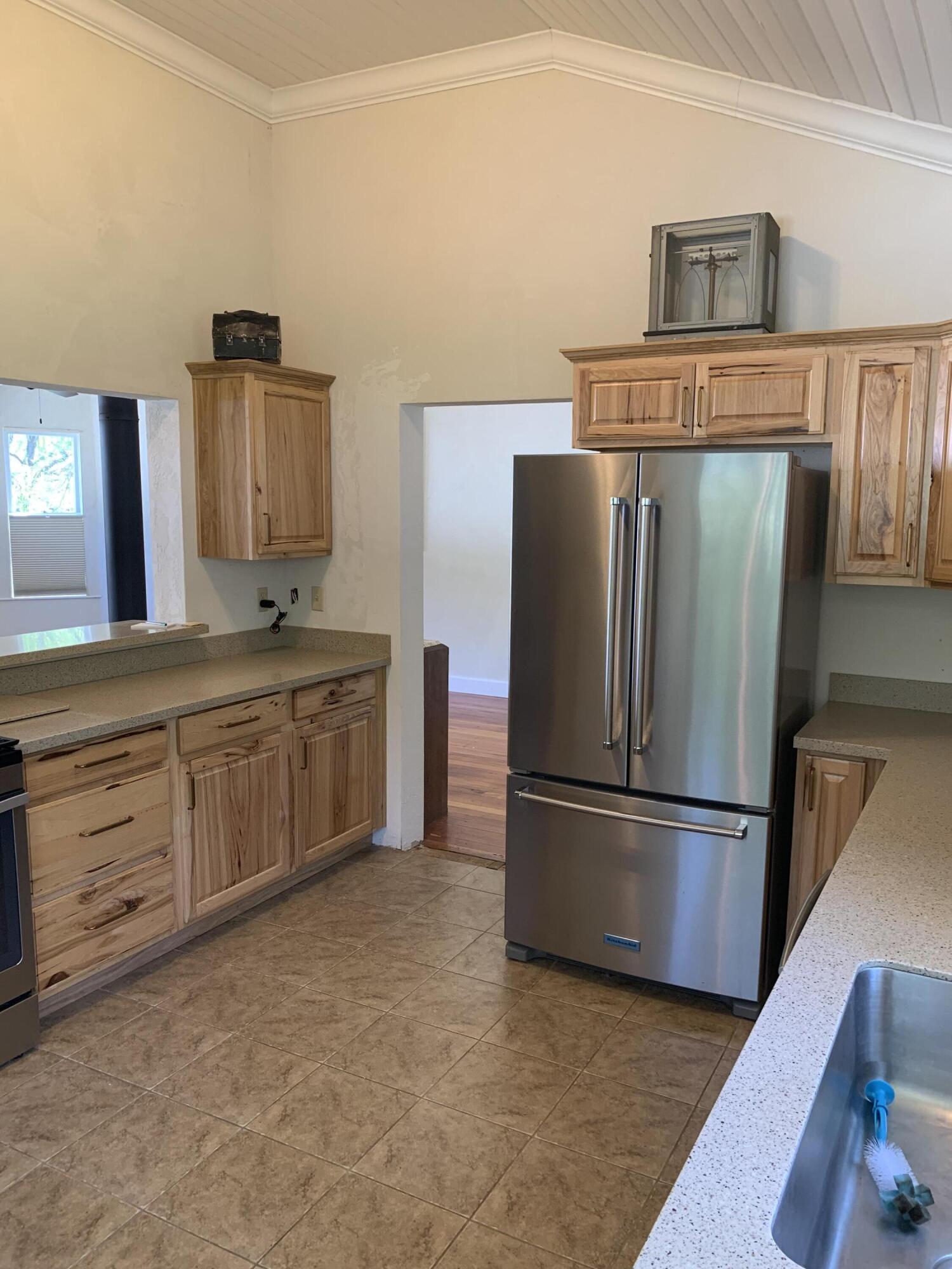 main property photo 51