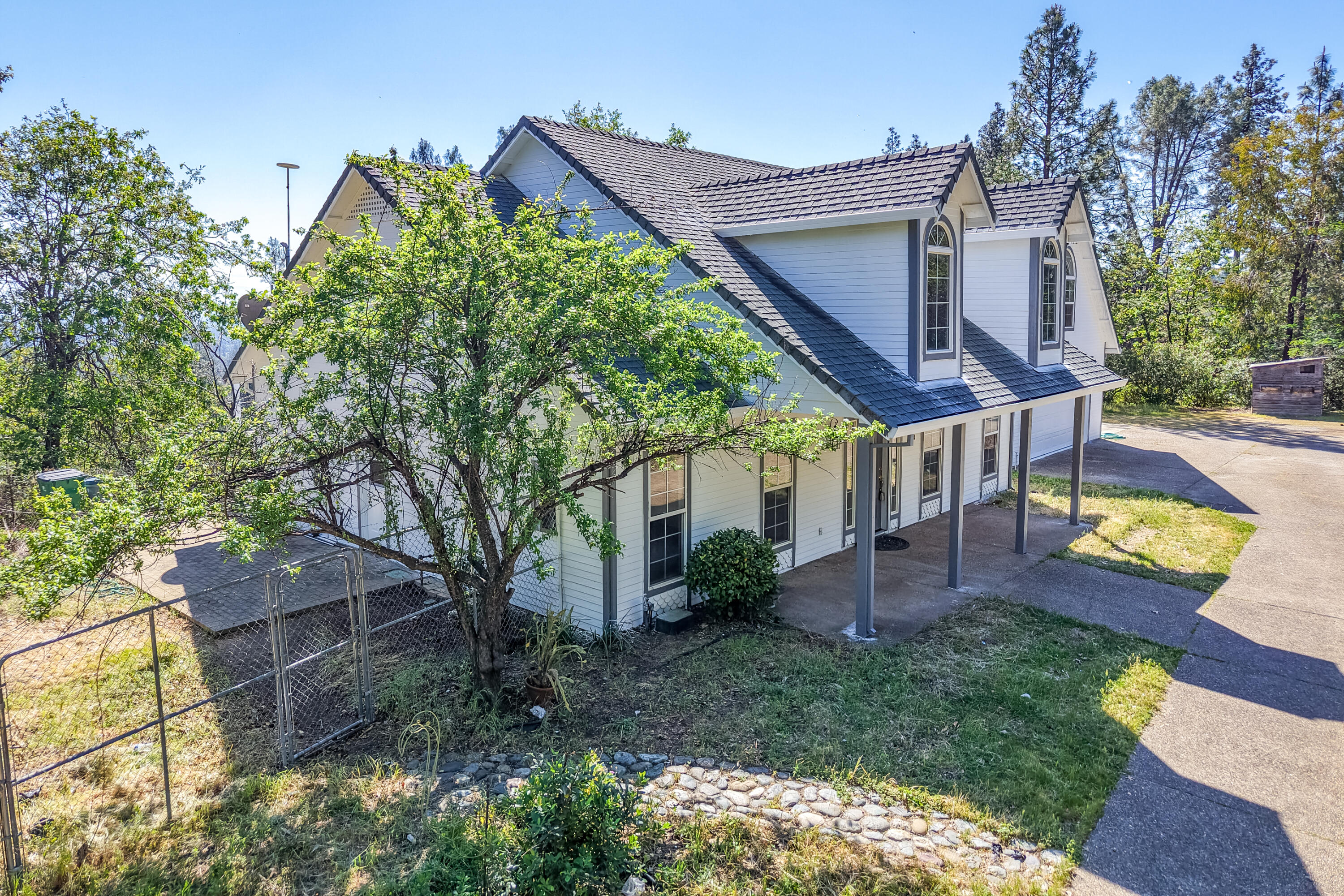 main property photo 42