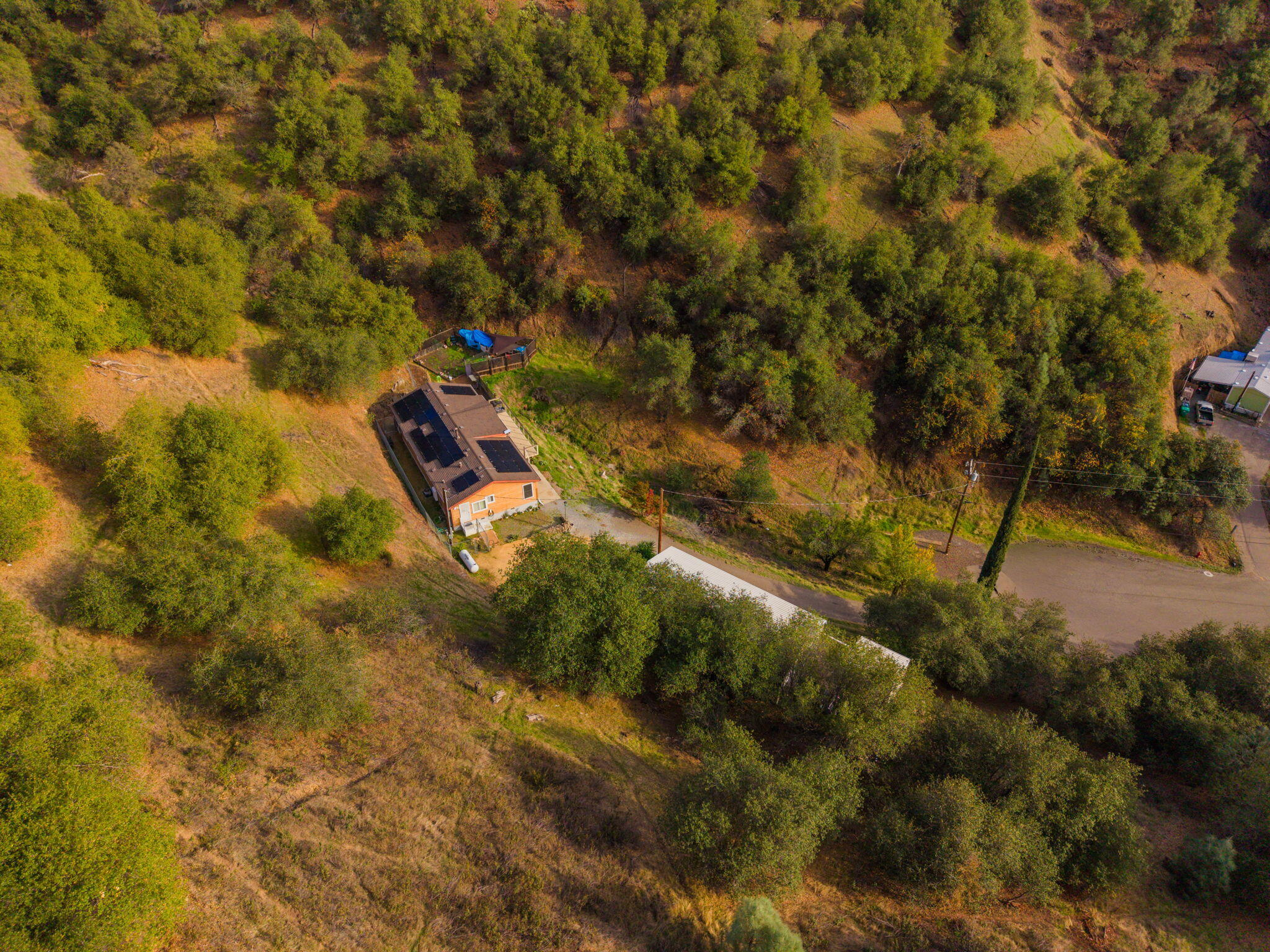 main property photo 25