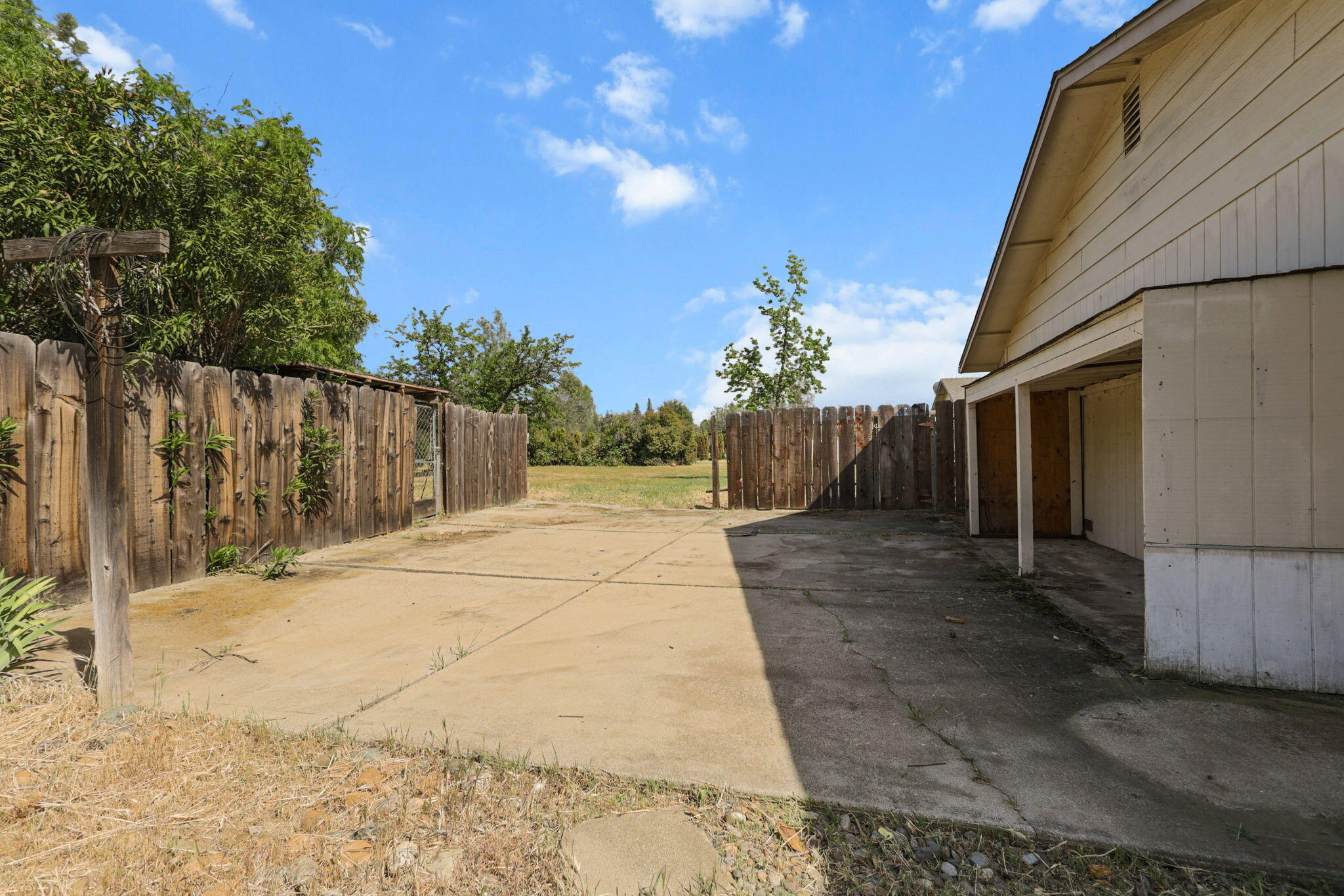 main property photo 68