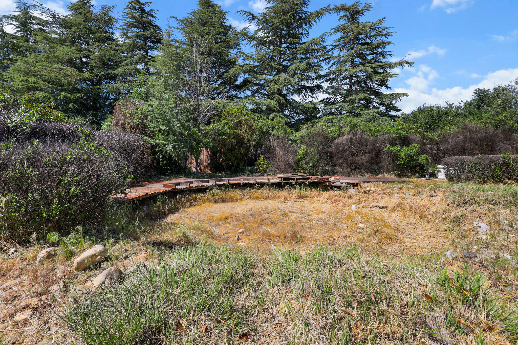 main property photo 73