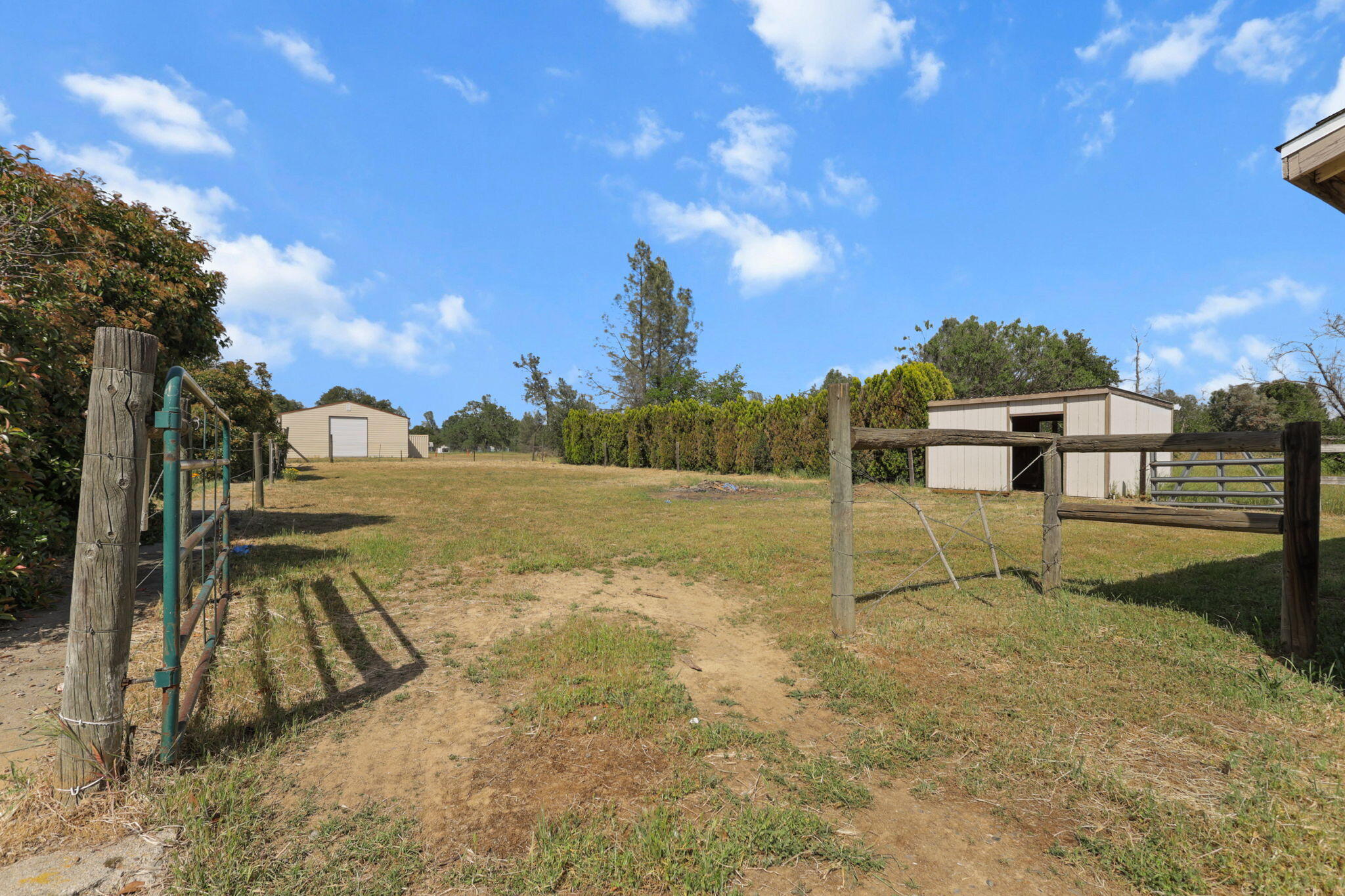 main property photo 76