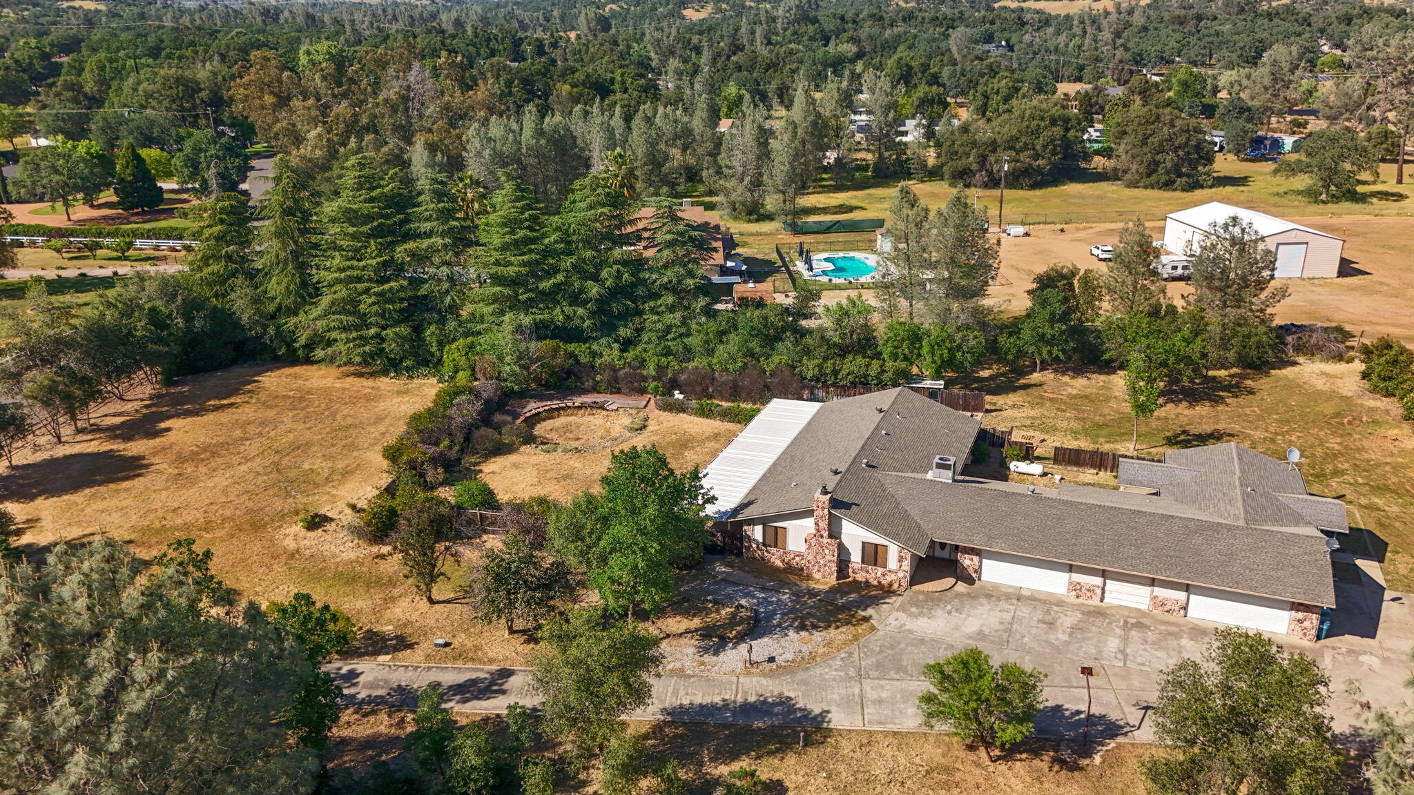 main property photo 82