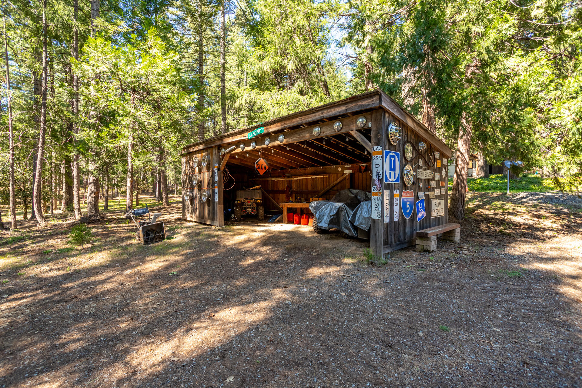 main property photo 24