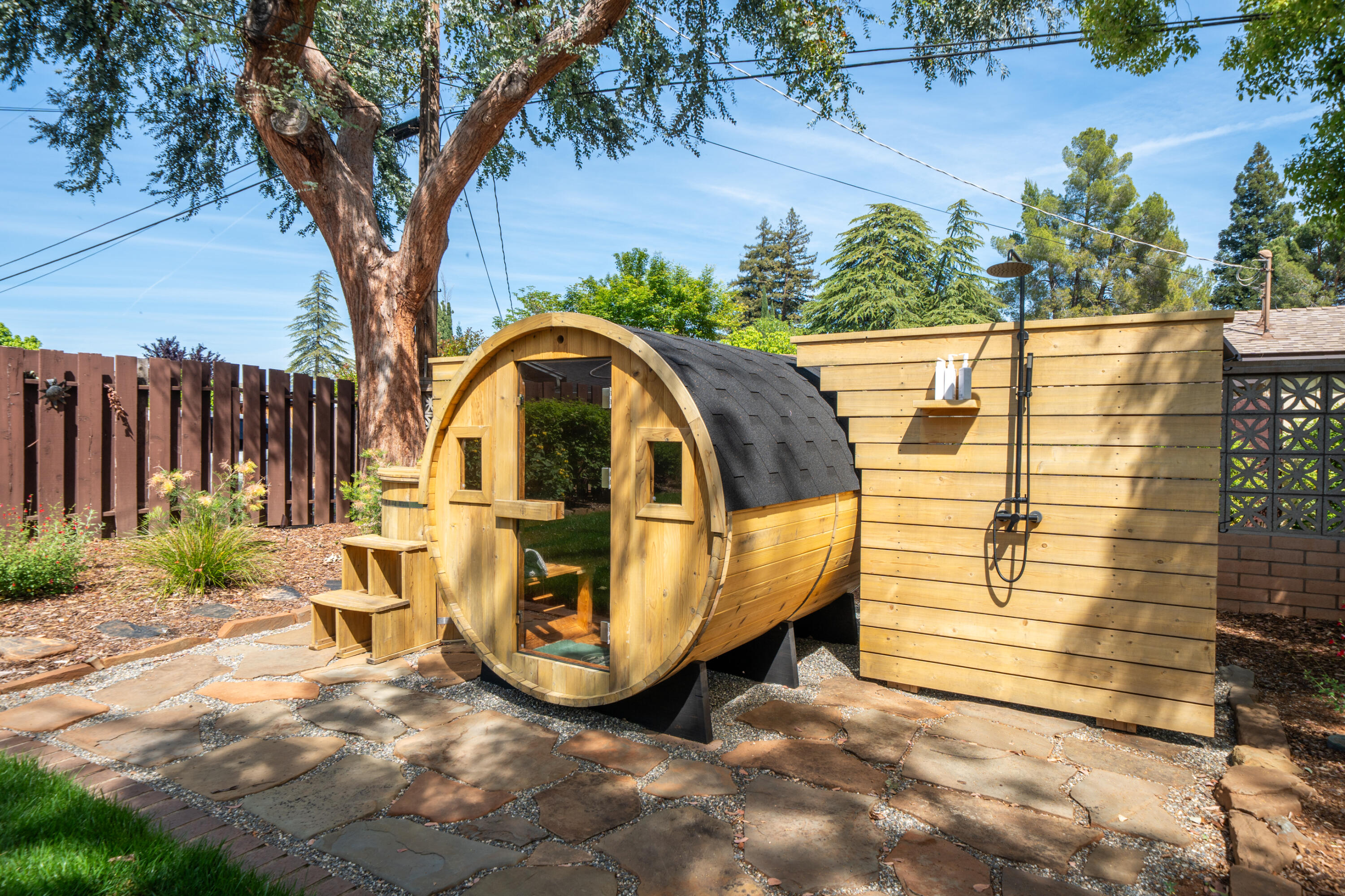 main property photo 68