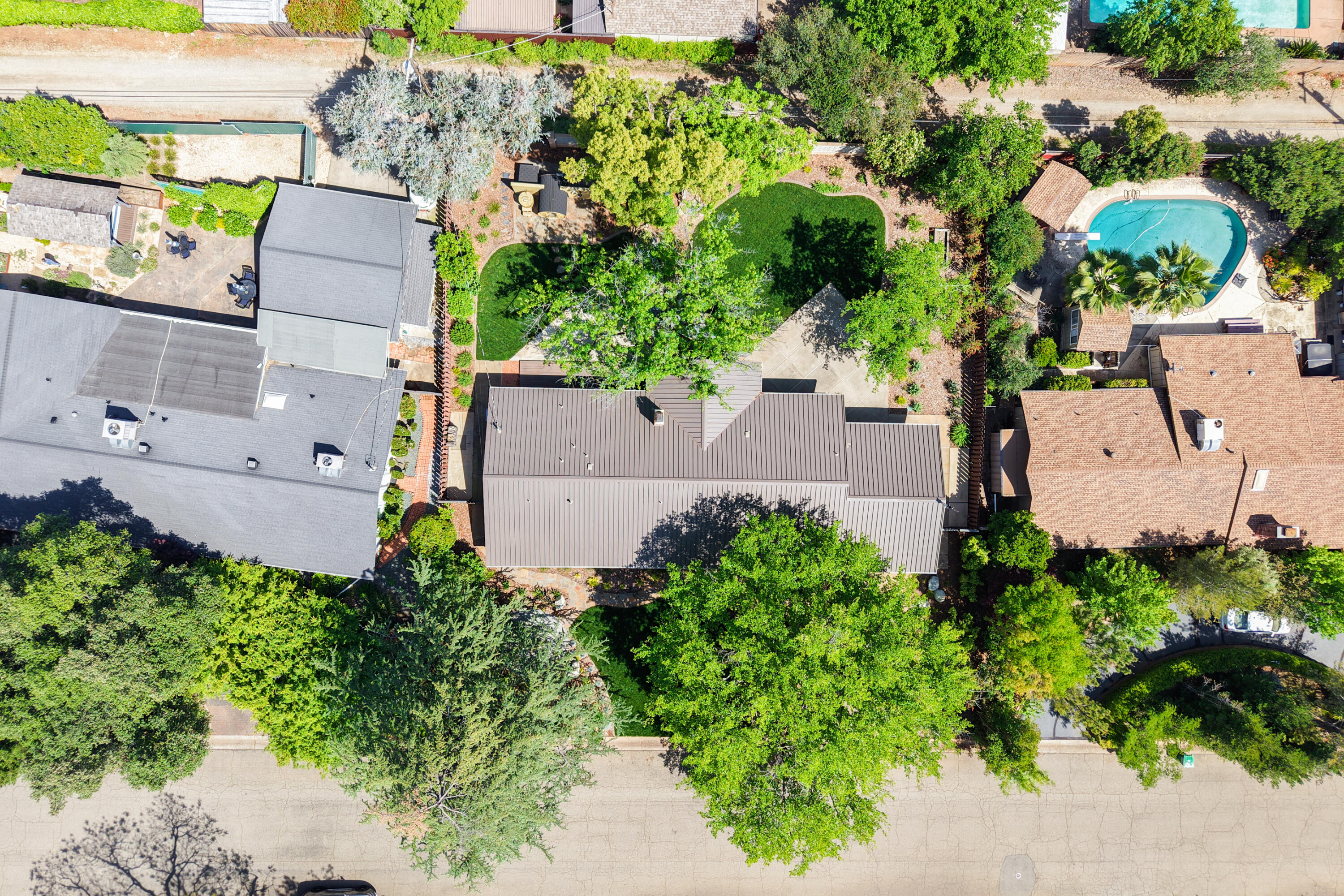 main property photo 80