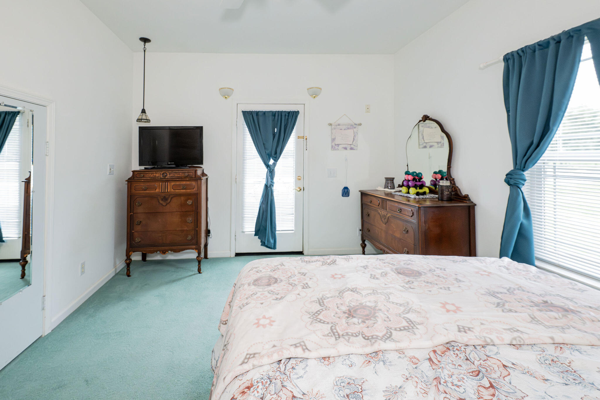 main property photo 46