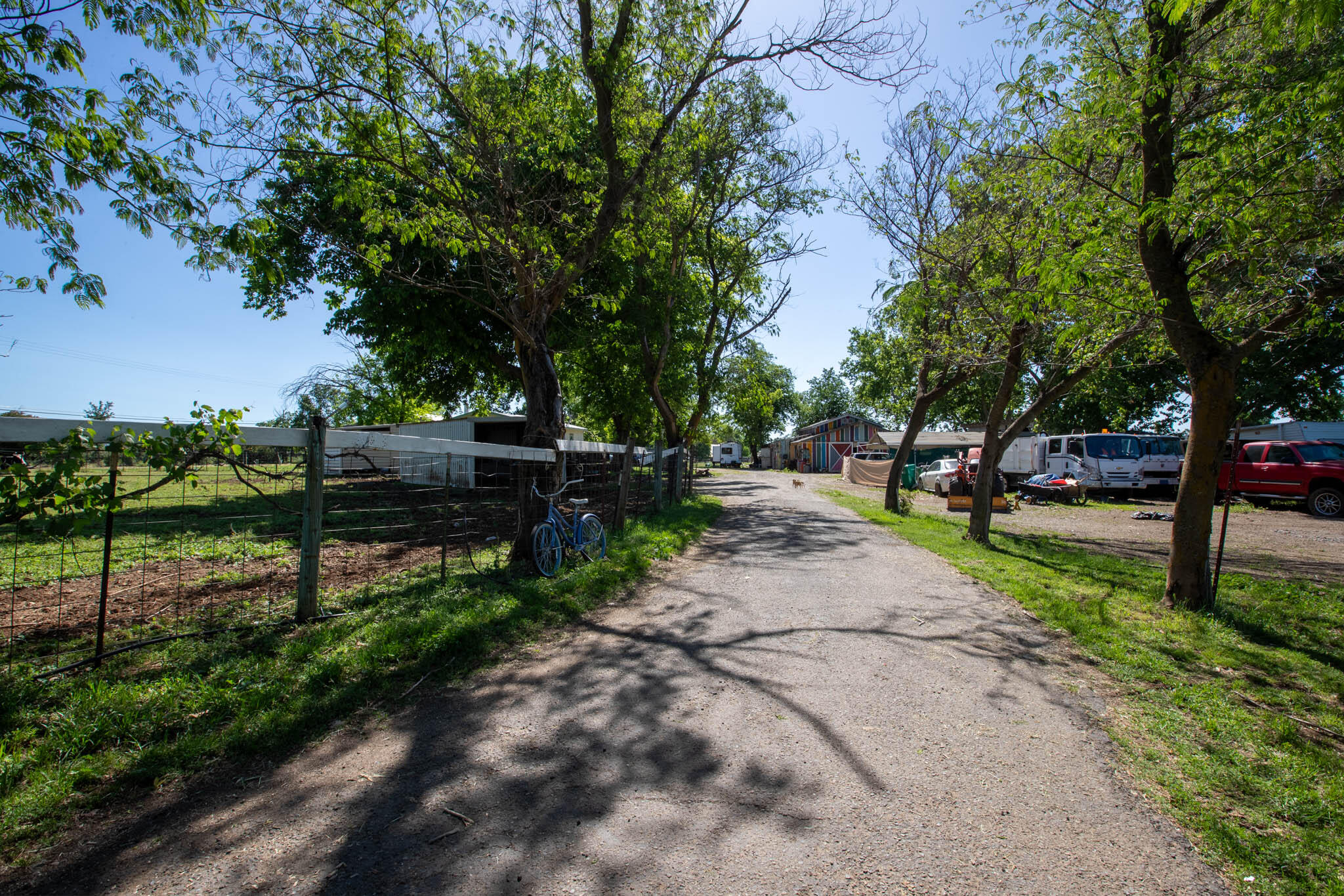 main property photo 33