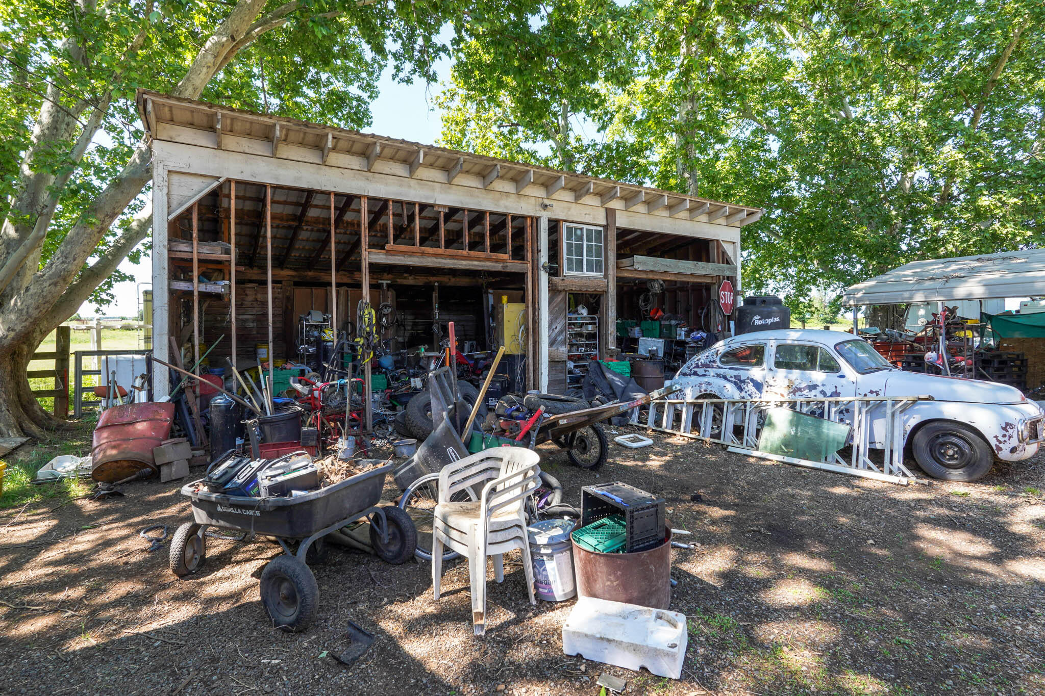 main property photo 36