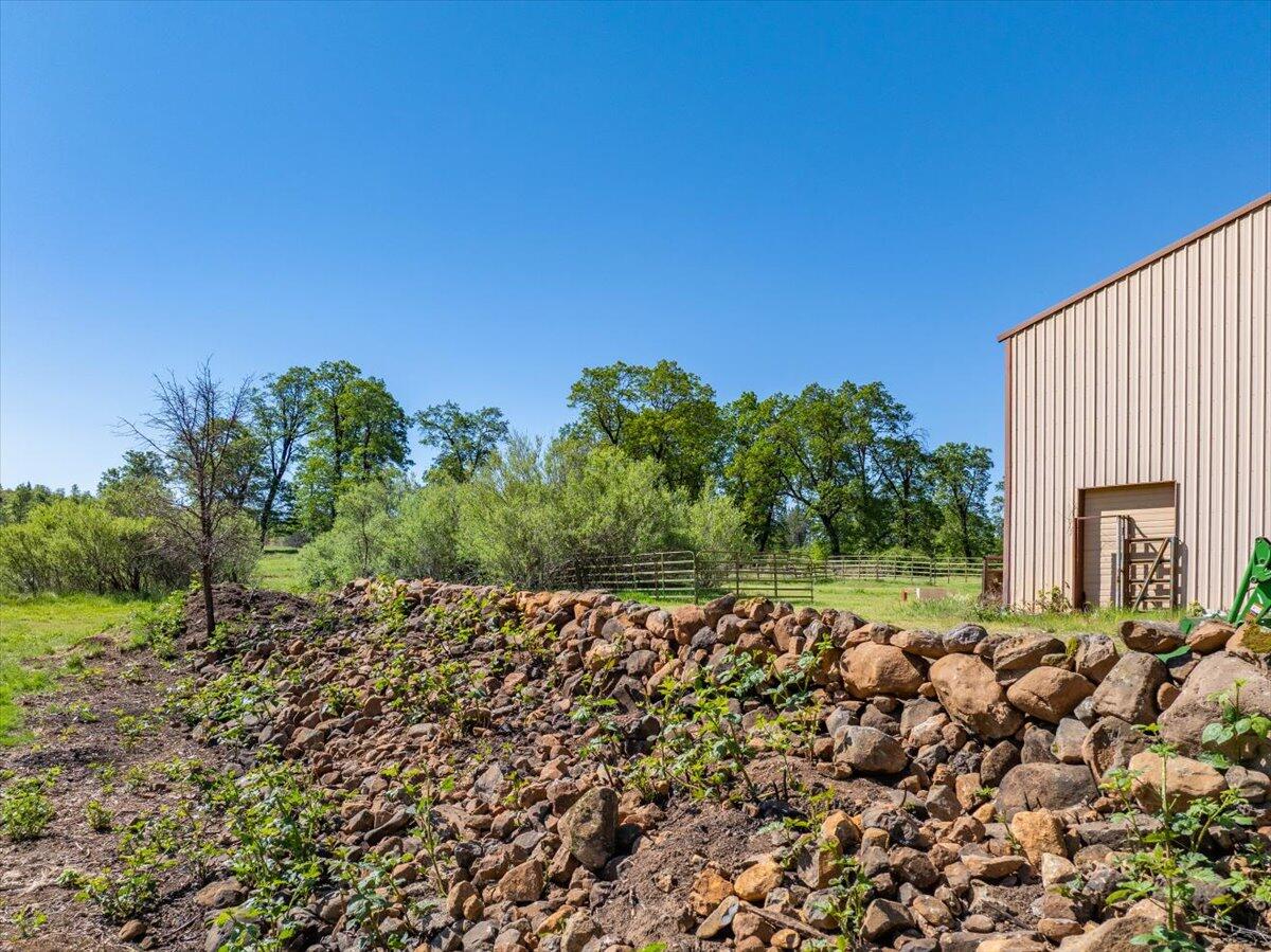 main property photo 128